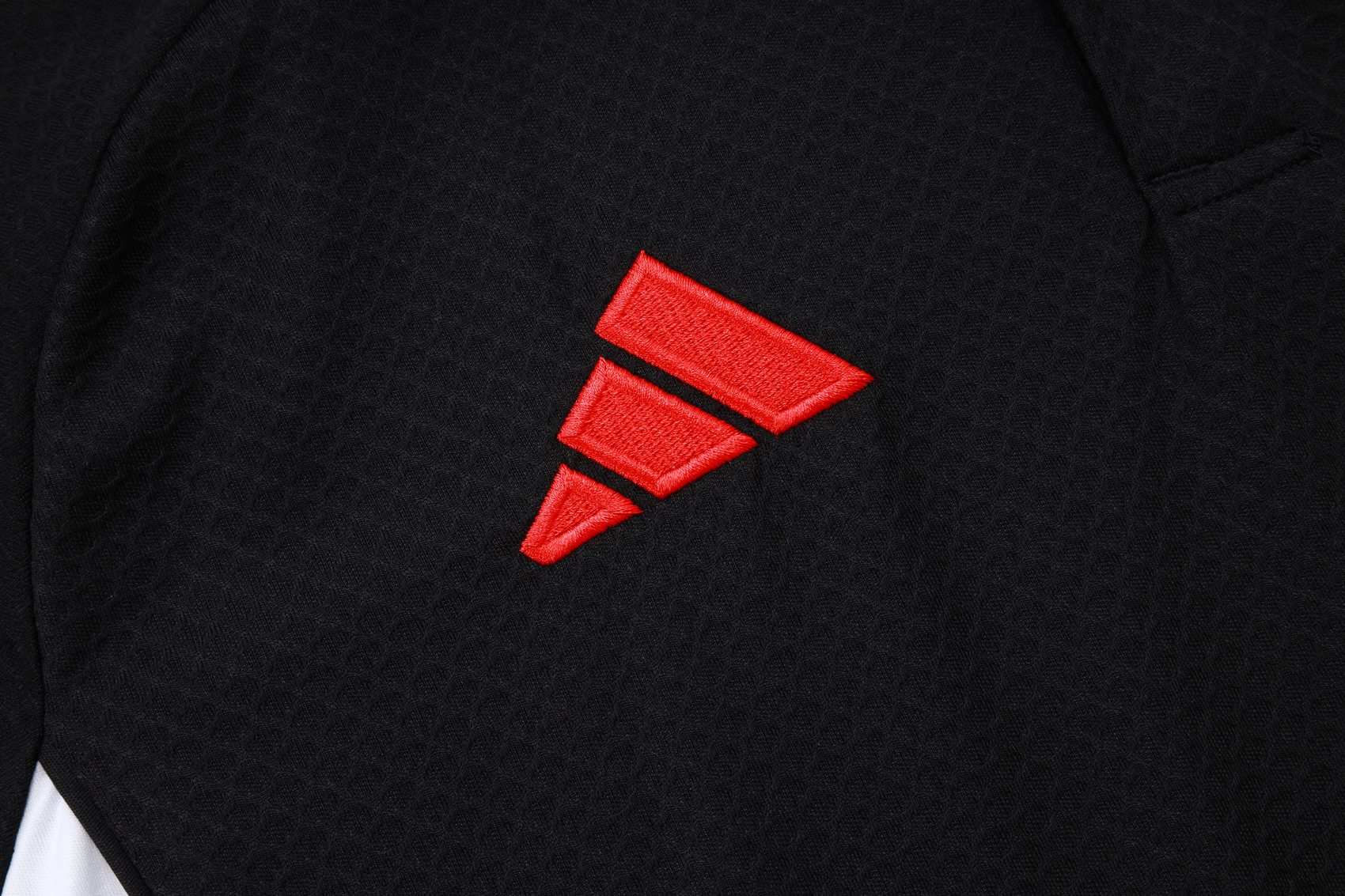 Liverpool Training Kit (Polo+Pants) Black 2025/26