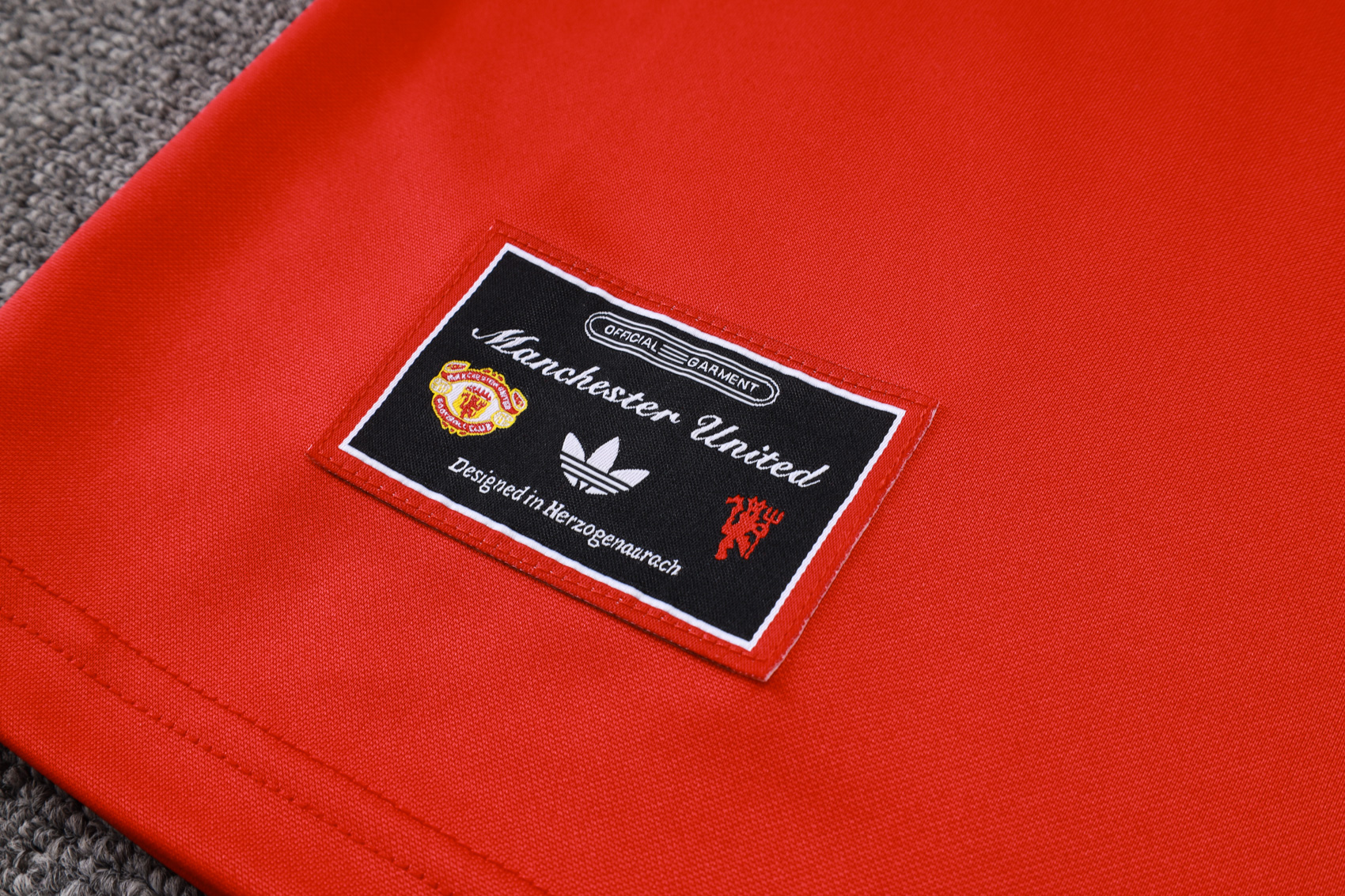 Manchester United Training Kit (Sweatshirt+Pants) Red 2025/26