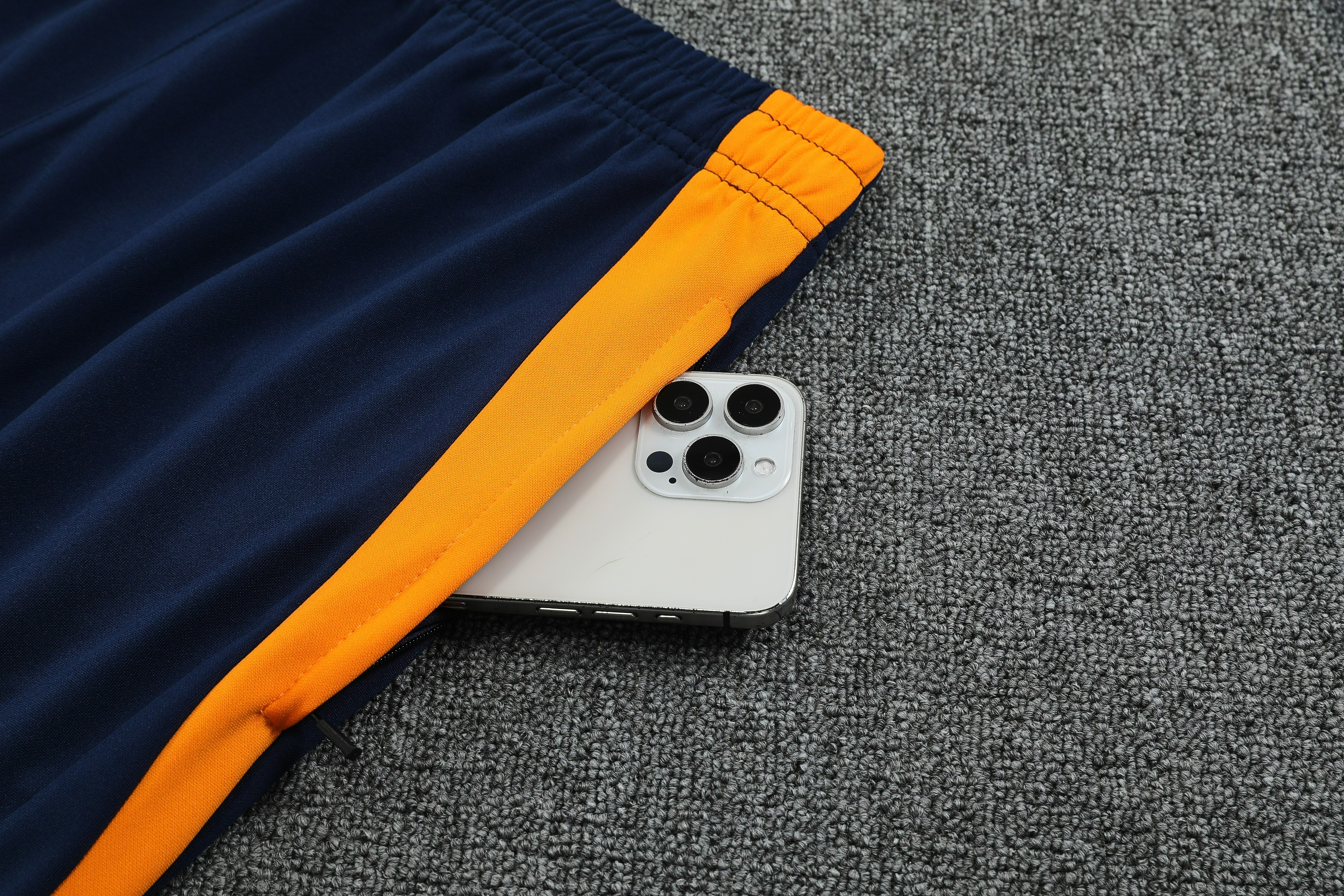 Real Madrid Training Kit (Polo+Pants) 2025/26