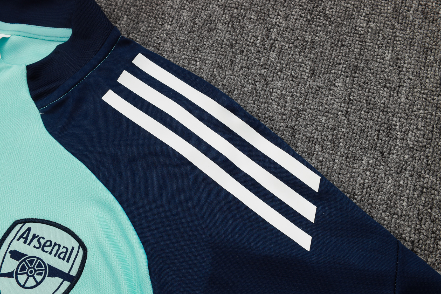 Arsenal Training Kit (Sweatshirt+Pants) Light Green 2025/26