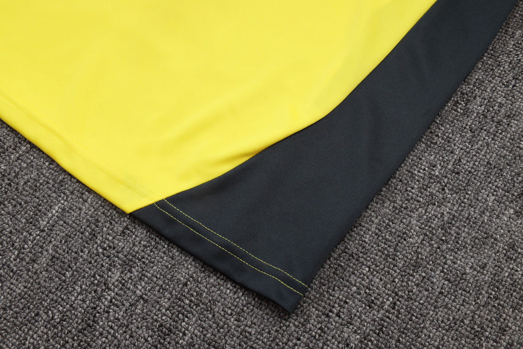 Real Madrid Training Kit (Sweatshirt+Pants) Yellow 2025/26