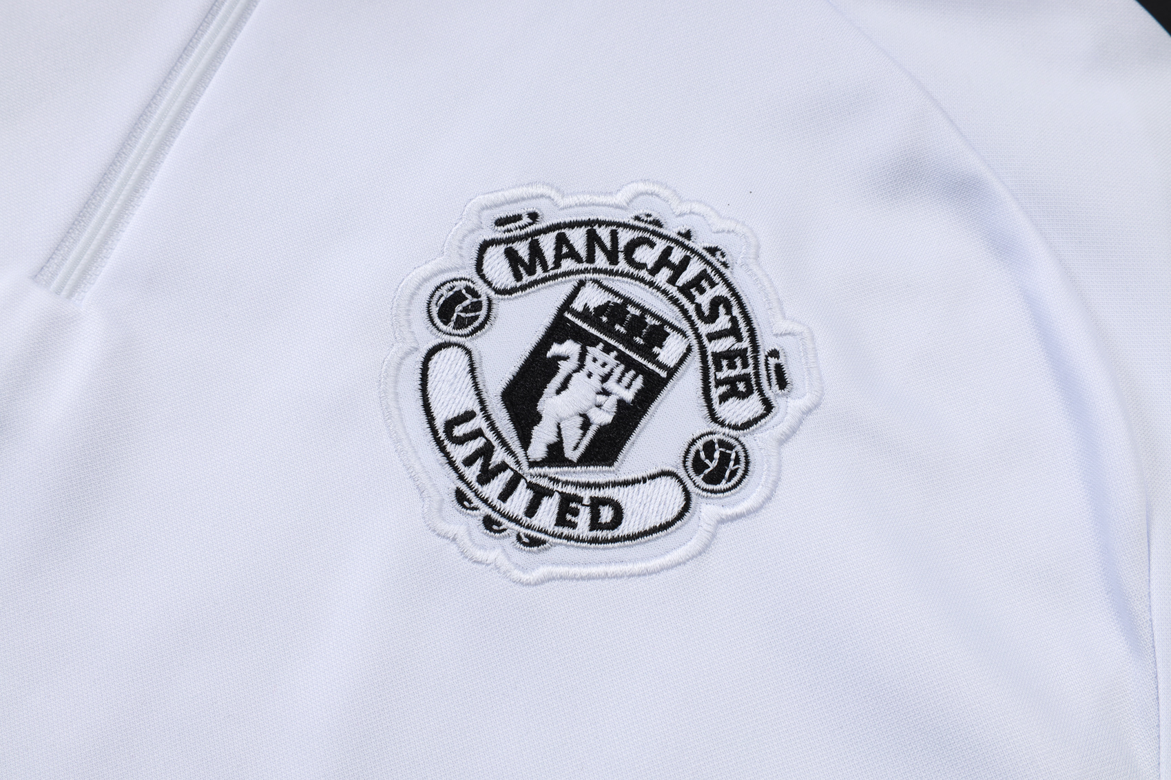 Manchester United Training Kit (Sweatshirt+Pants) White 2025/26