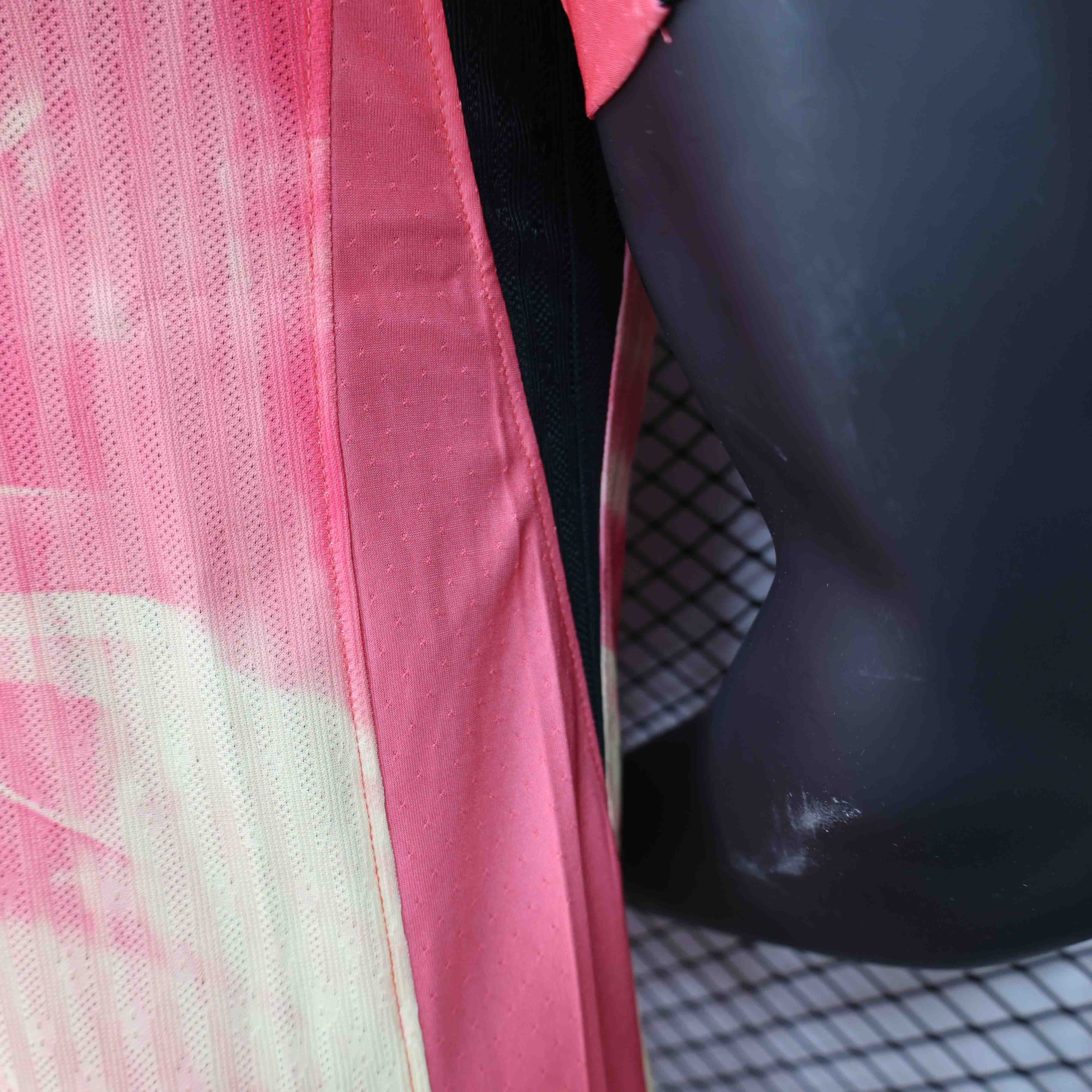 Authentic Football Jersey Barcelona Pink Special Edition Shirt 2025/26