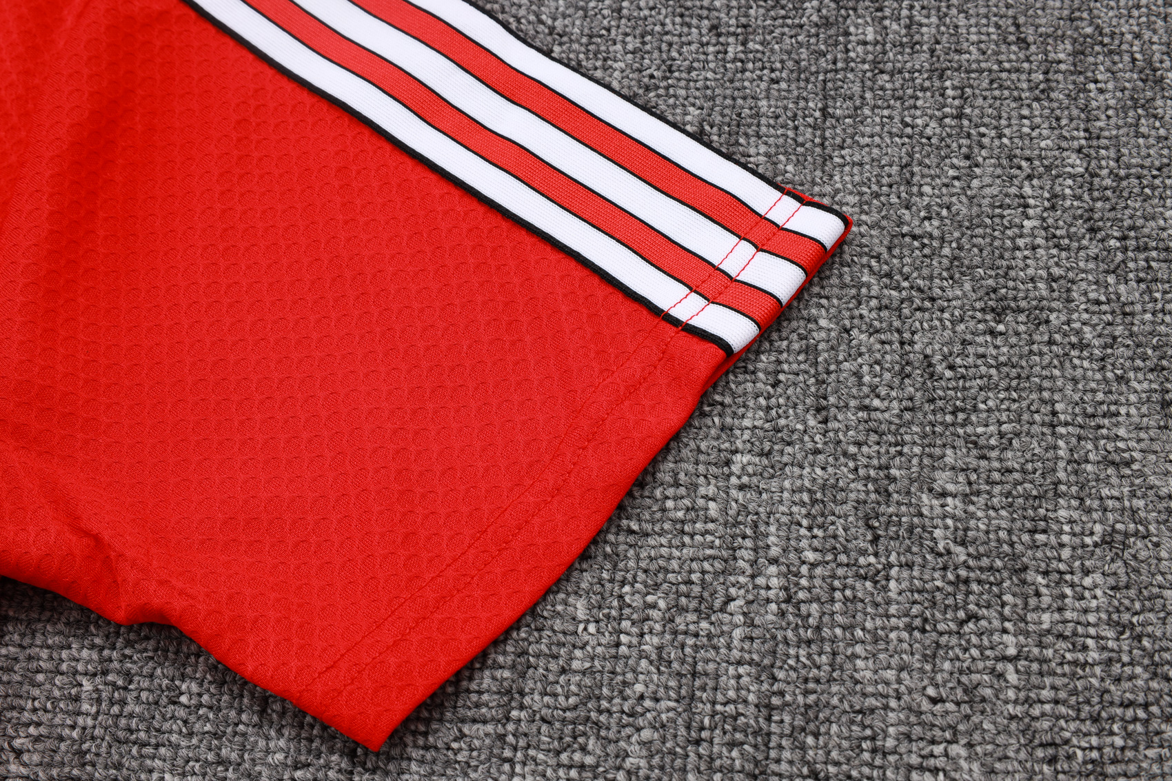 Liverpool Training Jersey Kit Red 2025/26