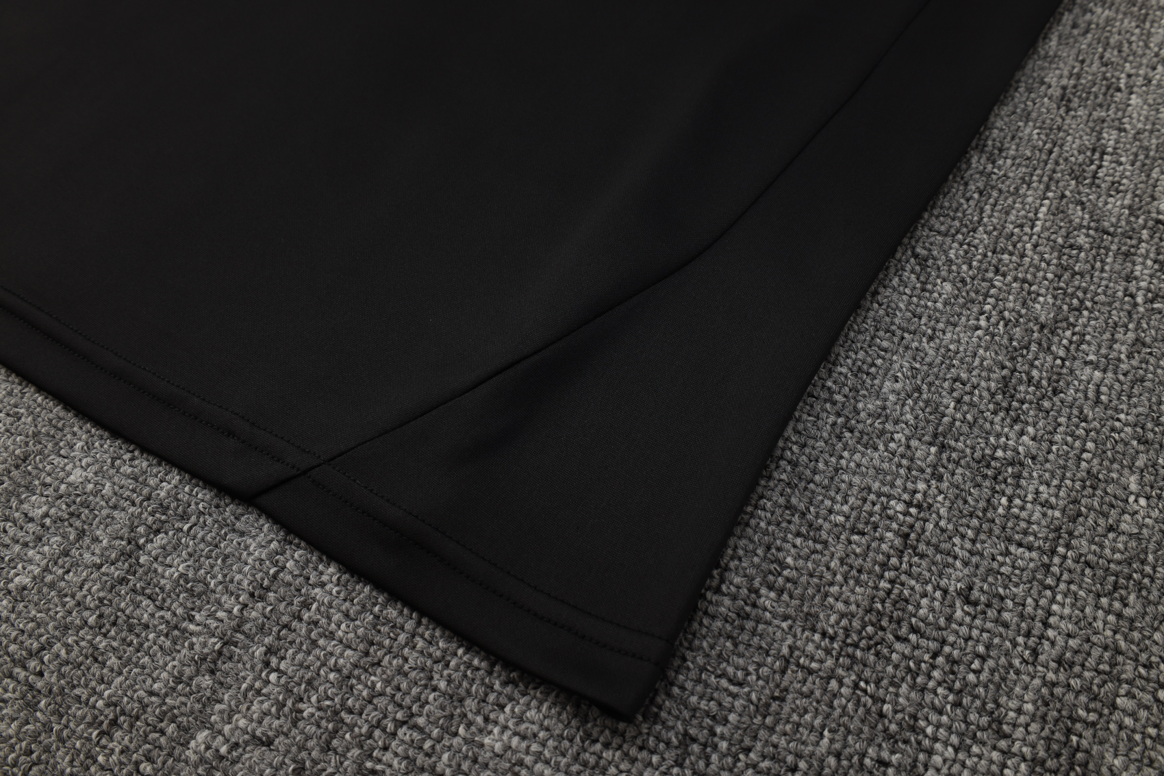 Real Madrid Training Kit (Sweatshirt+Pants) Black 2025/26