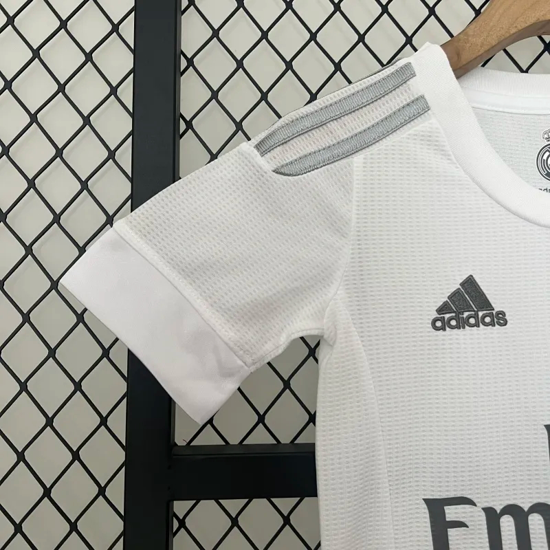 Real Madrid Retro Jersey Home Kids Kit Jersey+Shorts 2015/16