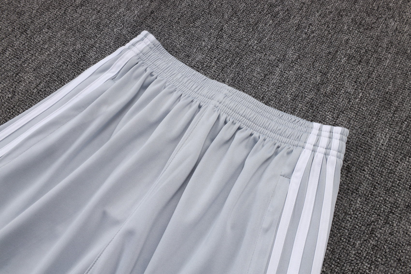 Real Madrid Training Jersey Kit Gray 2025/26