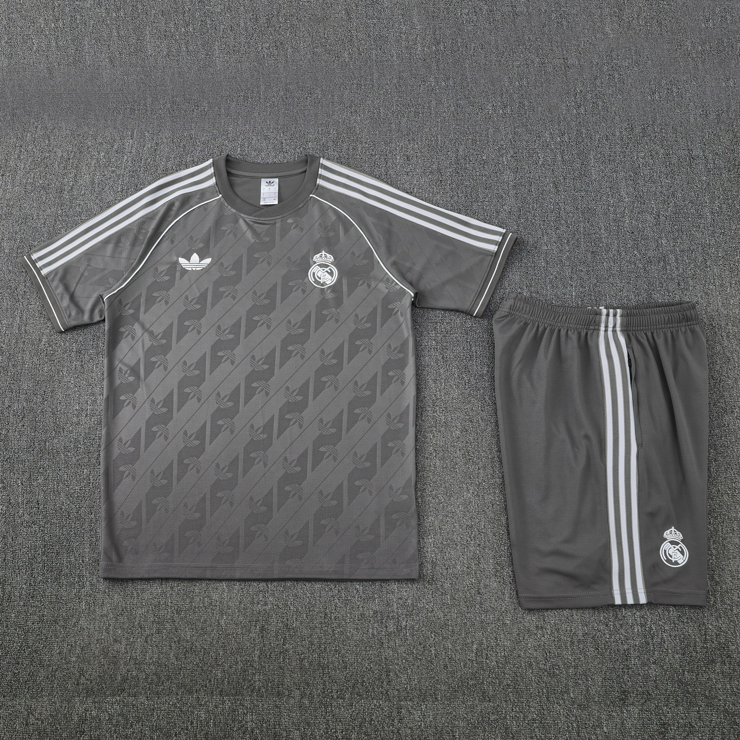 Real Madrid Training Jersey Kit Gray 2025/26