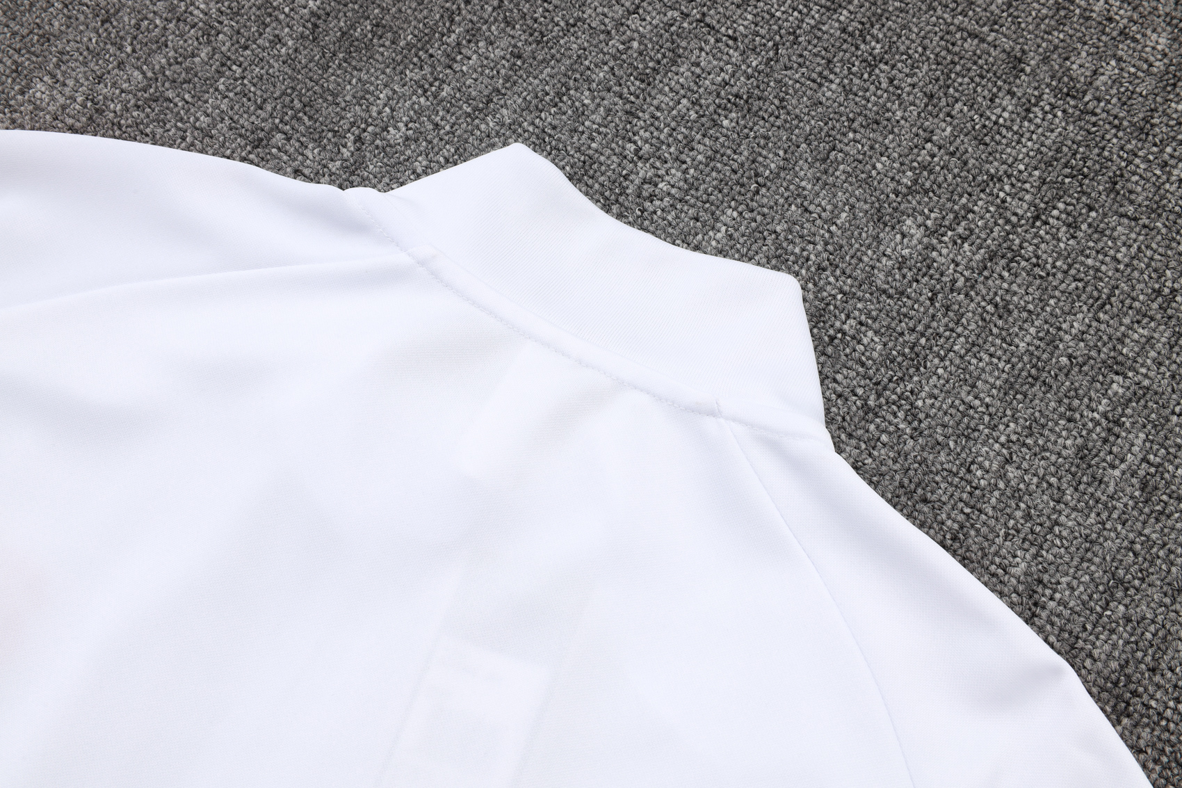 Liverpool Training Kit (Jacket+Pants) White 2025/26