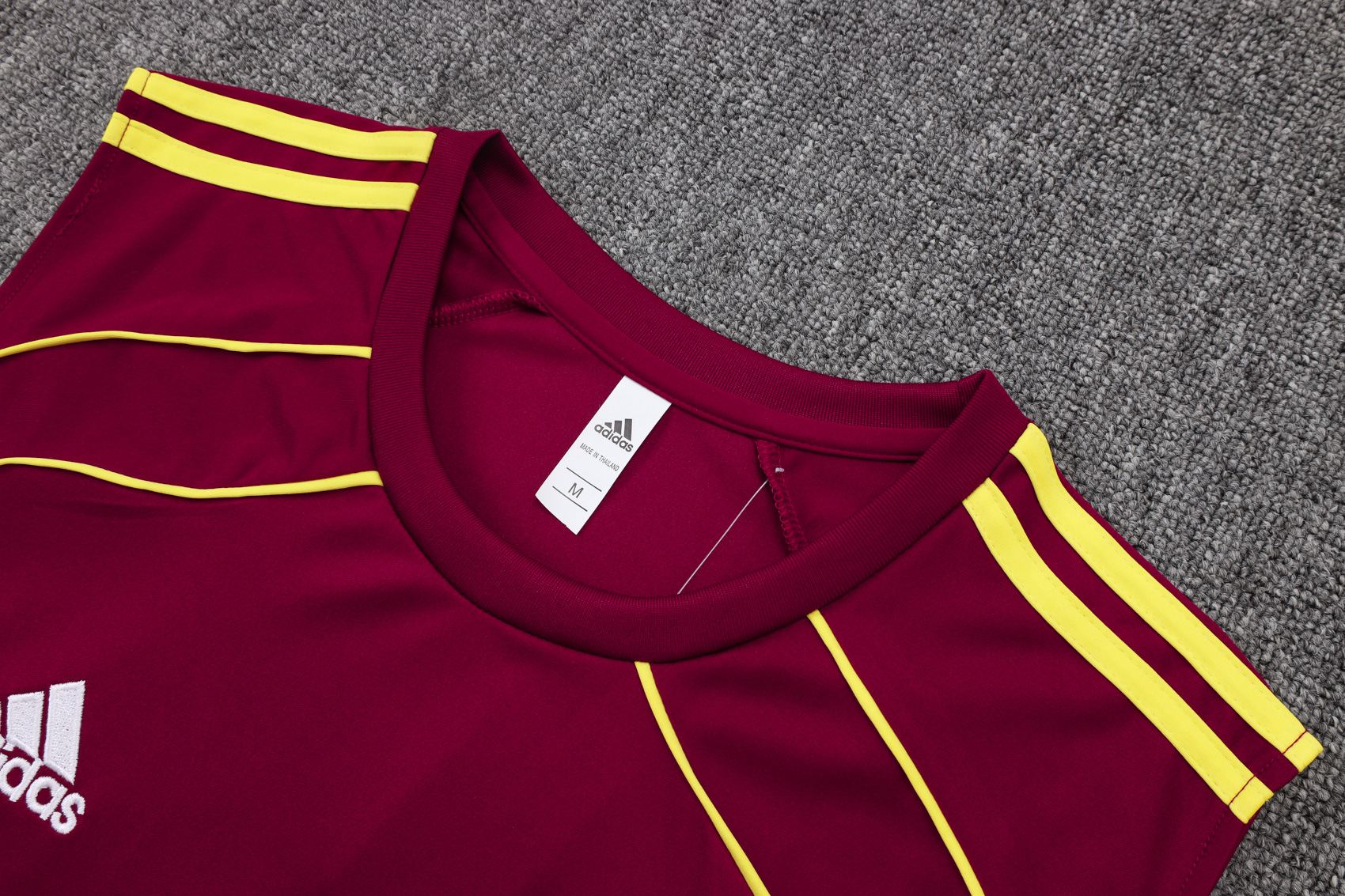 Arsenal Sleeveless Training Kit Red 2025/26