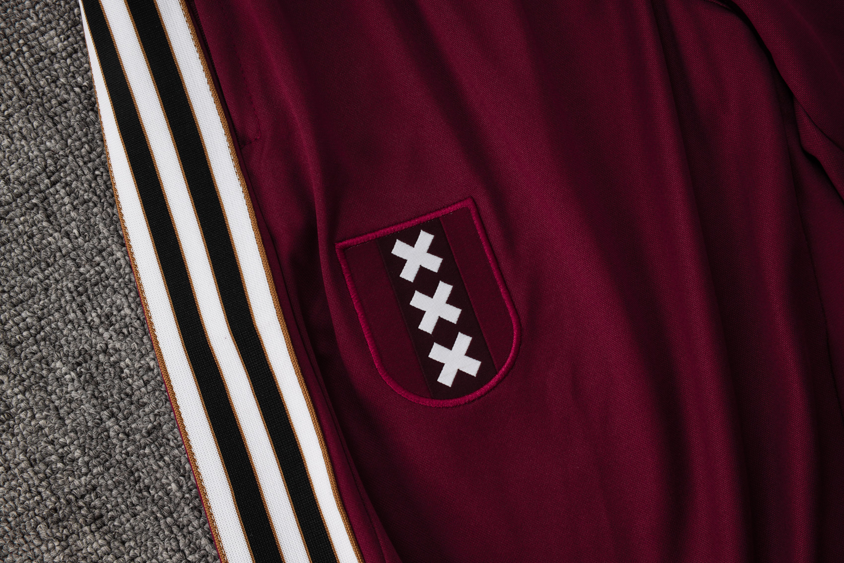 Ajax Training Kit (Polo+Pants) Deep Red 2025/26