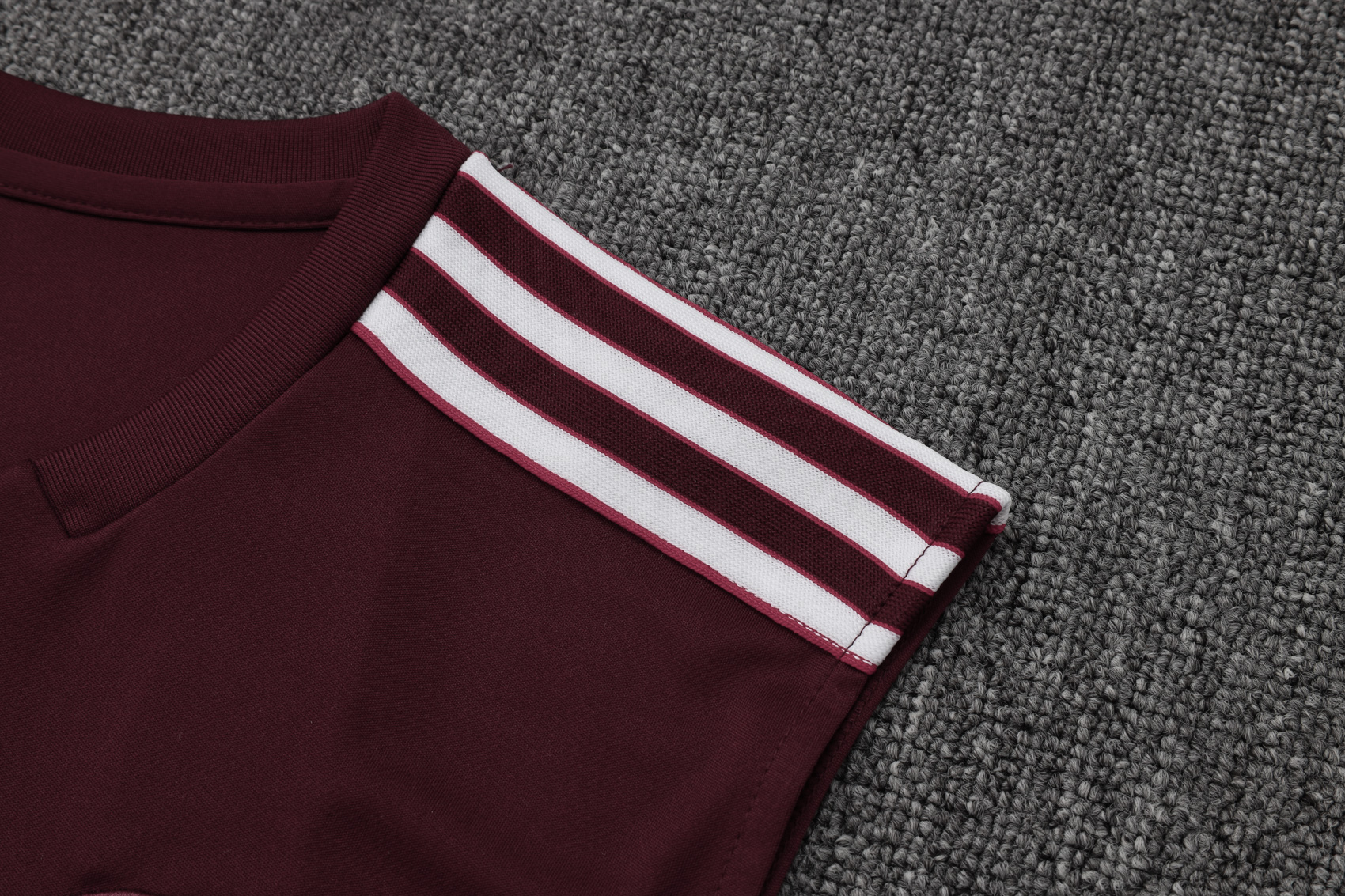 Bayern Munich Sleeveless Training Kit Red 2025/26