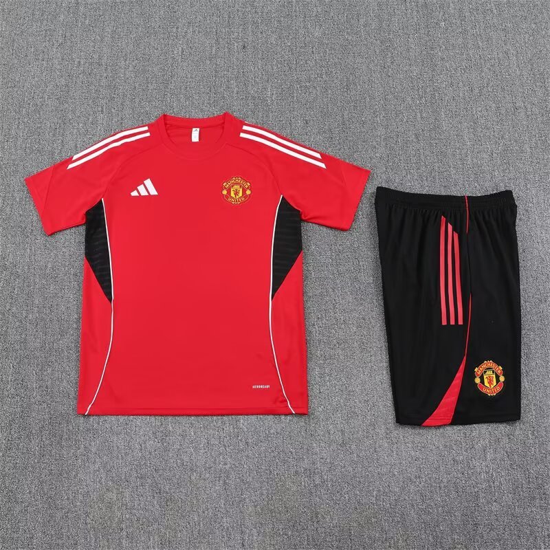 Manchester United Training Jersey Kit Red 2025/26