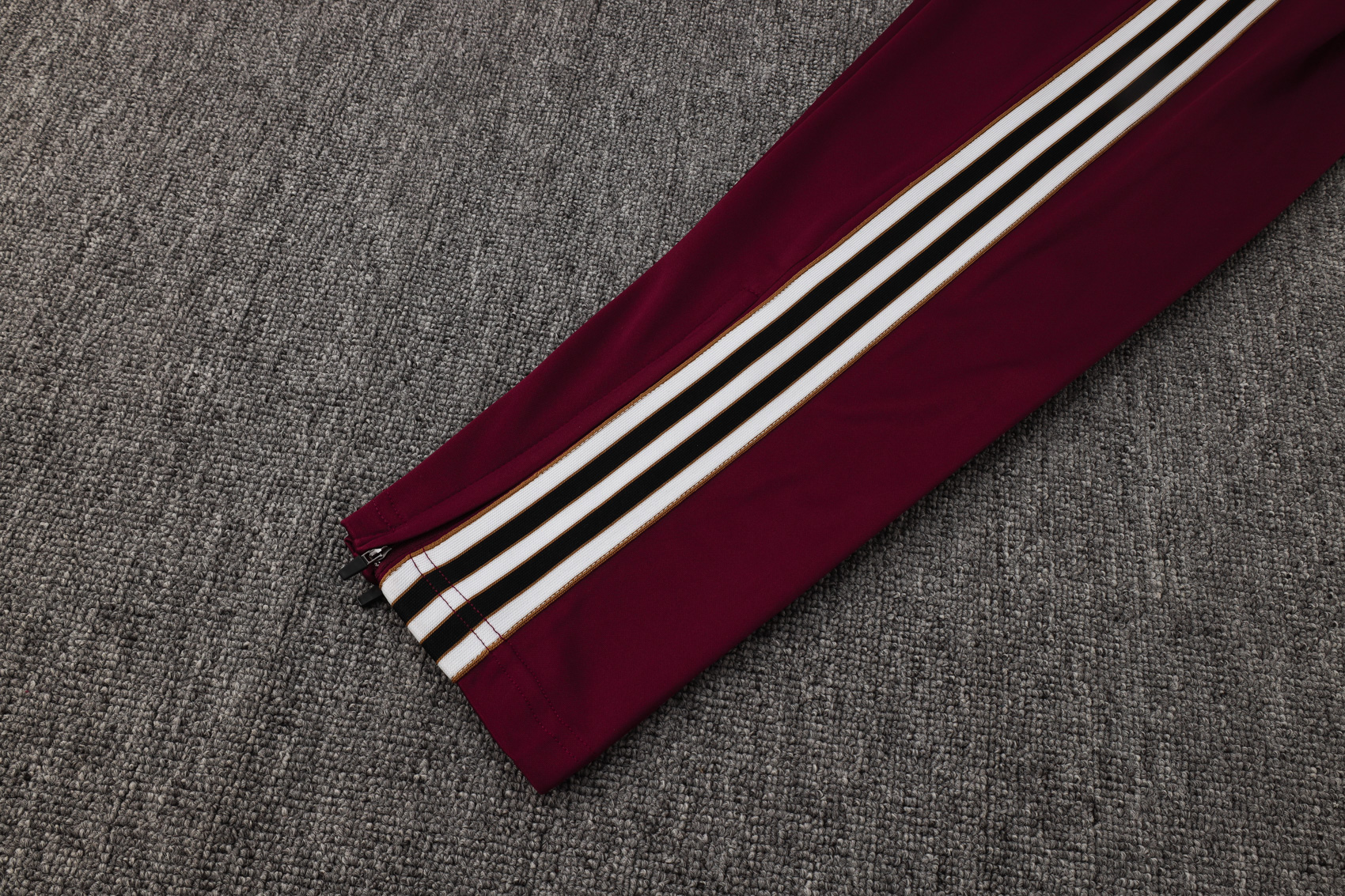 Ajax Training Kit (Polo+Pants) Deep Red 2025/26