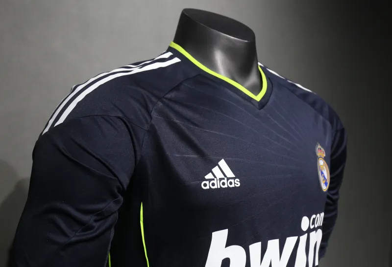 Real Madrid Authentic Retro Jersey Away Long Sleeve Soccer Shirt 2010/11