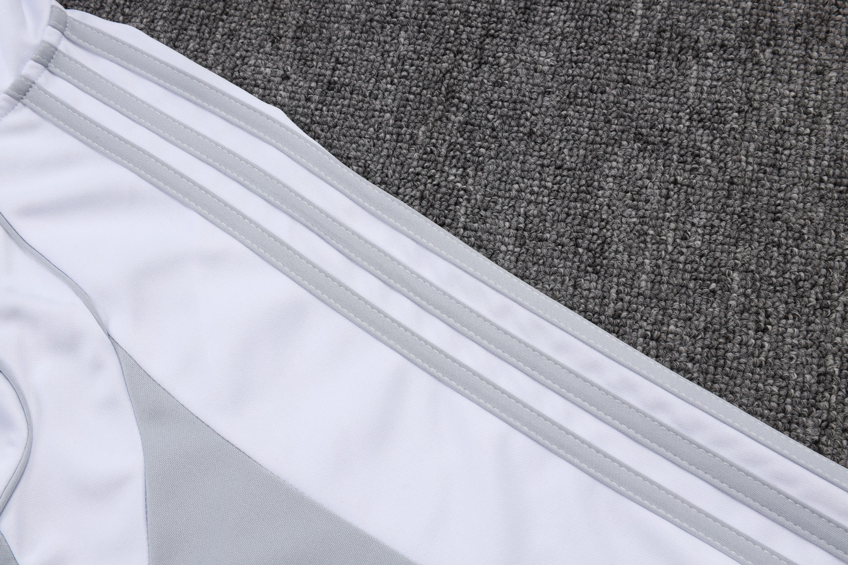 Real Madrid Training Kit (Sweatshirt+Pants) White 2025/26