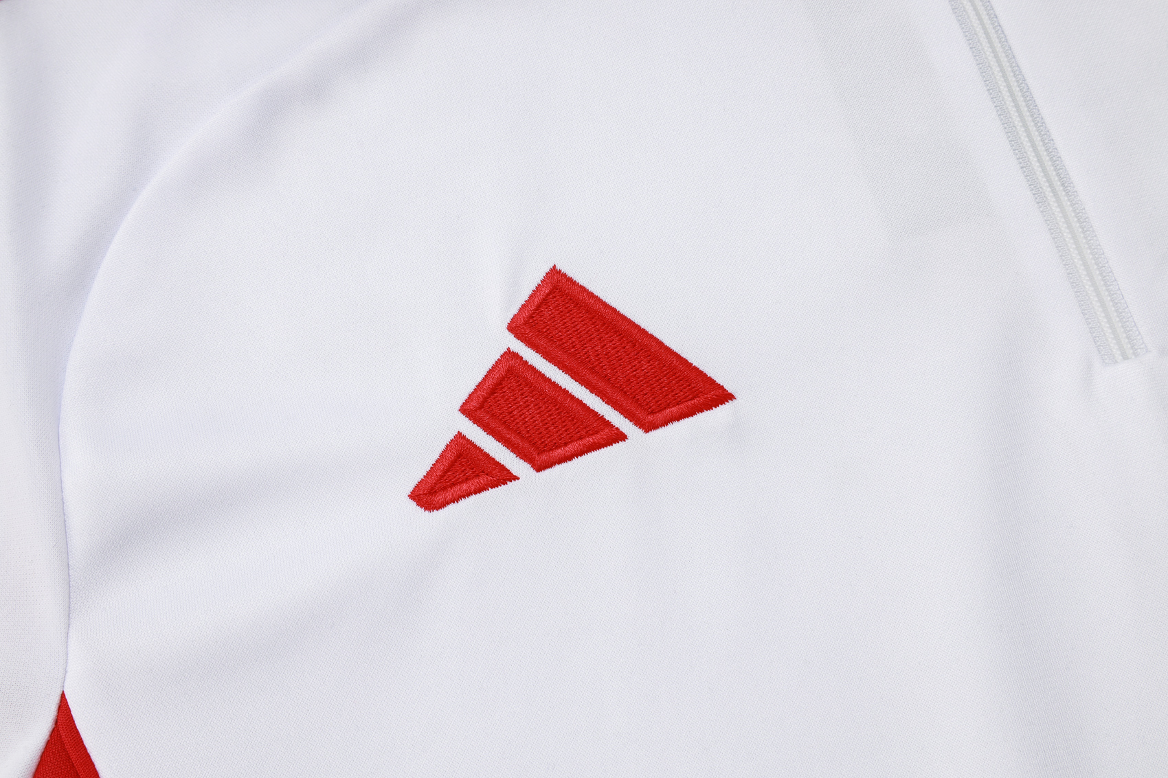 Bayern Munich Training Kit (Sweatshirt+Pants) White 2025/26