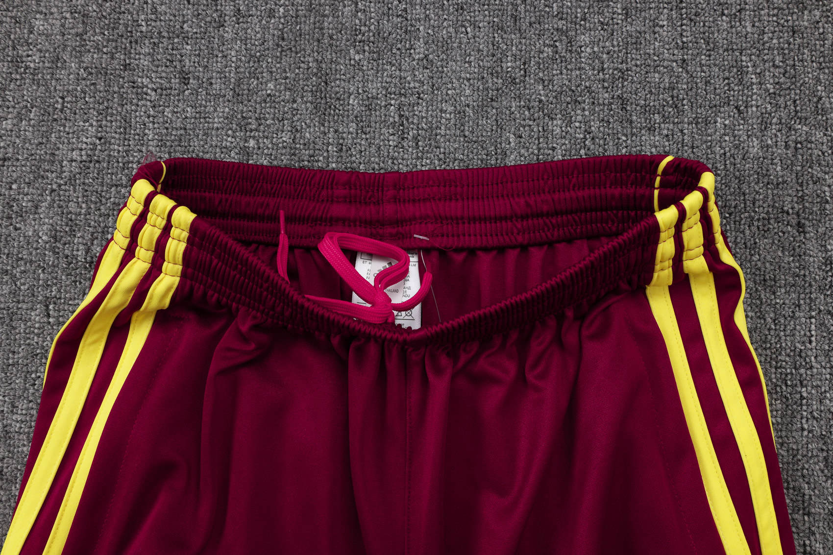 Arsenal Sleeveless Training Kit Red 2025/26