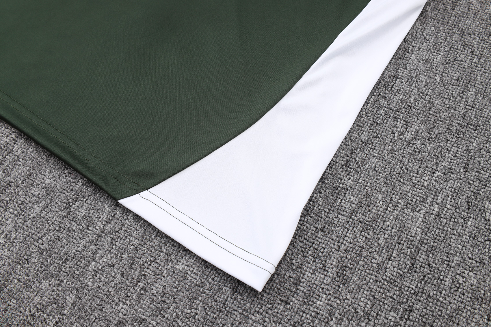 Bayern Munich Sleeveless Training Kit Green 2025/26