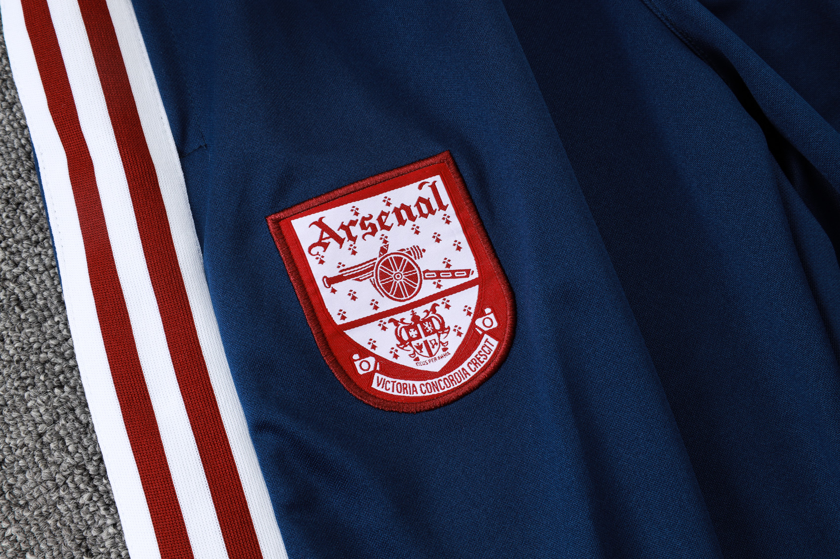 Arsenal Training Kit (Sweatshirt+Pants) Red 2025/26