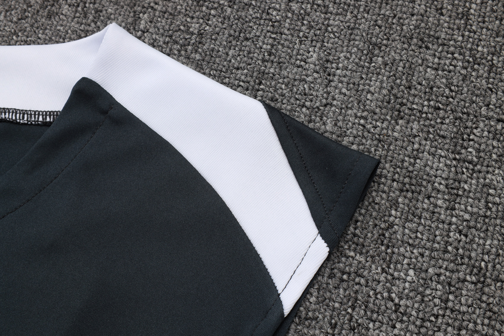 Chelsea Sleeveless Training Kit Gray 2025/26