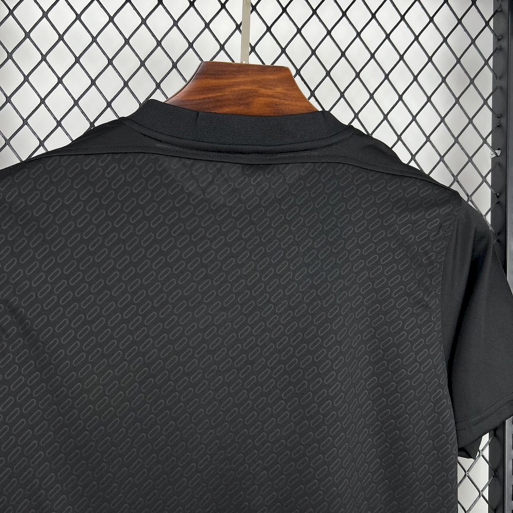 Liverpool Football Jersey 20th Anniversary Istanbul Black Custom Shirt 2025/26