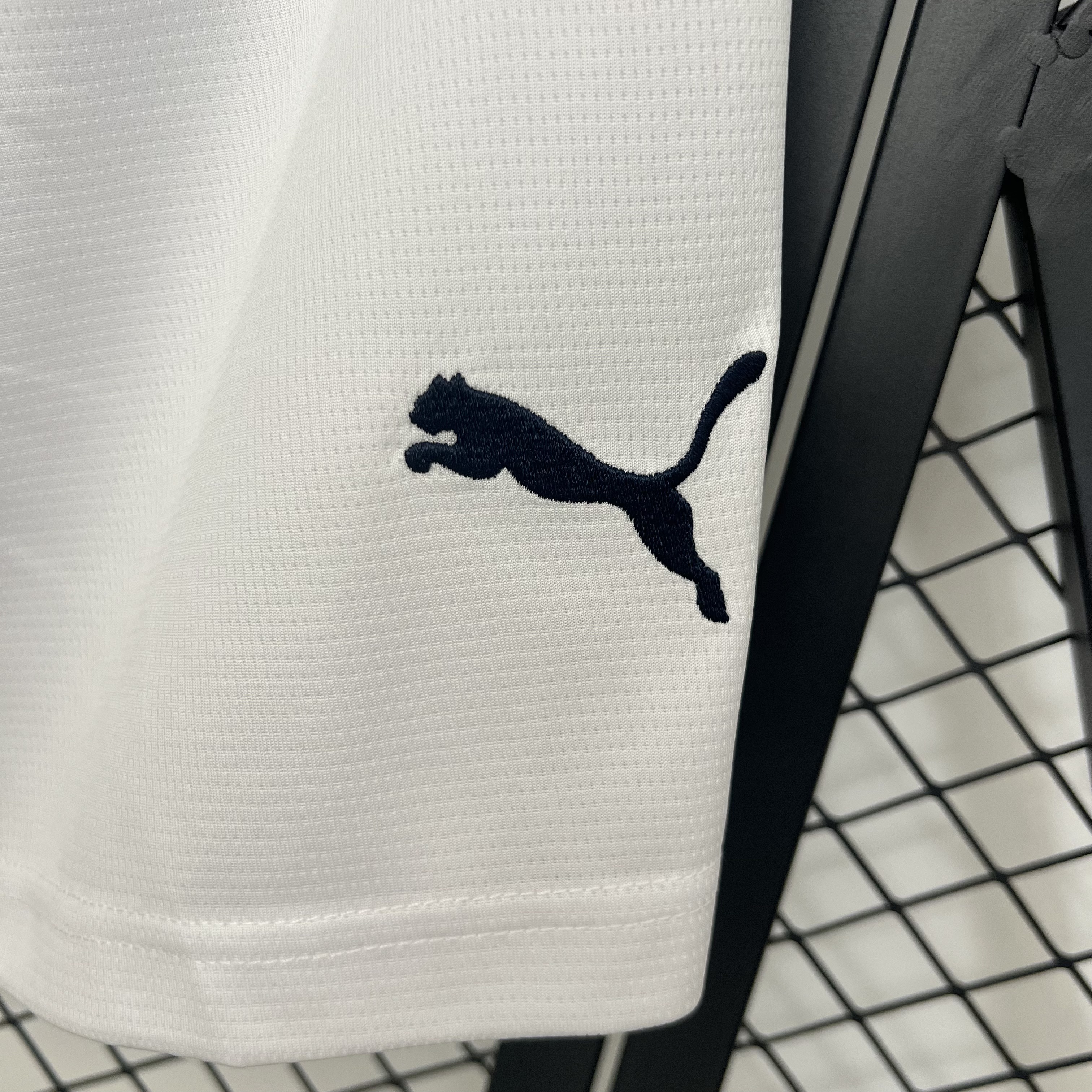 Manchester City Home Football Shorts 2025/26