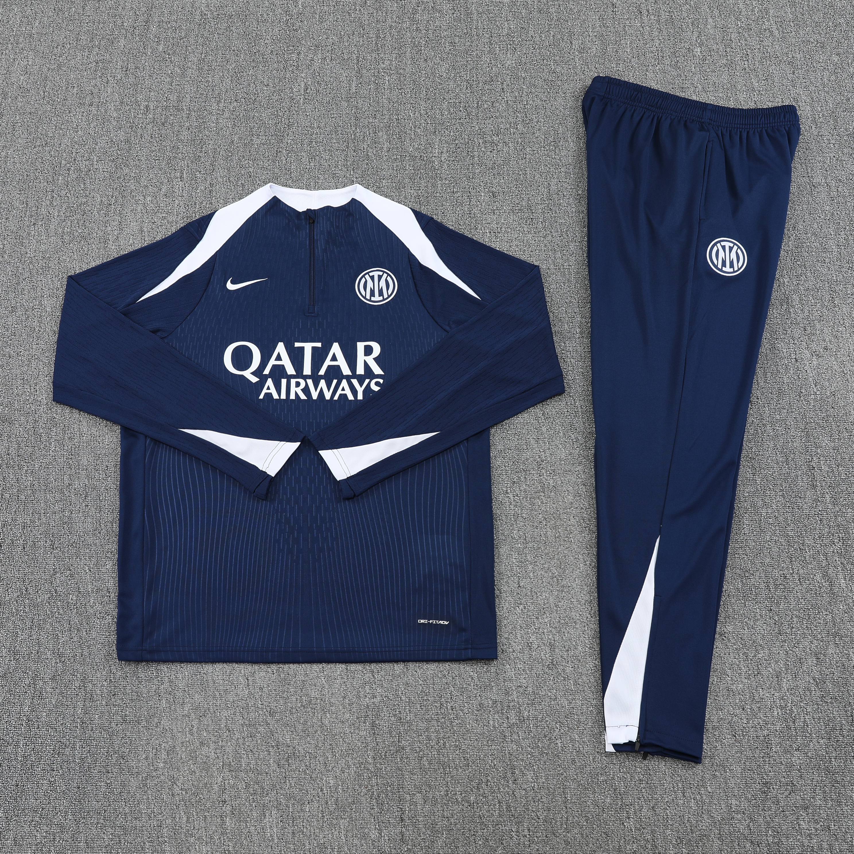 Inter Milan Authentic Training Kit (Sweatshirt+Pants) Navy 2025/26 - Player Version