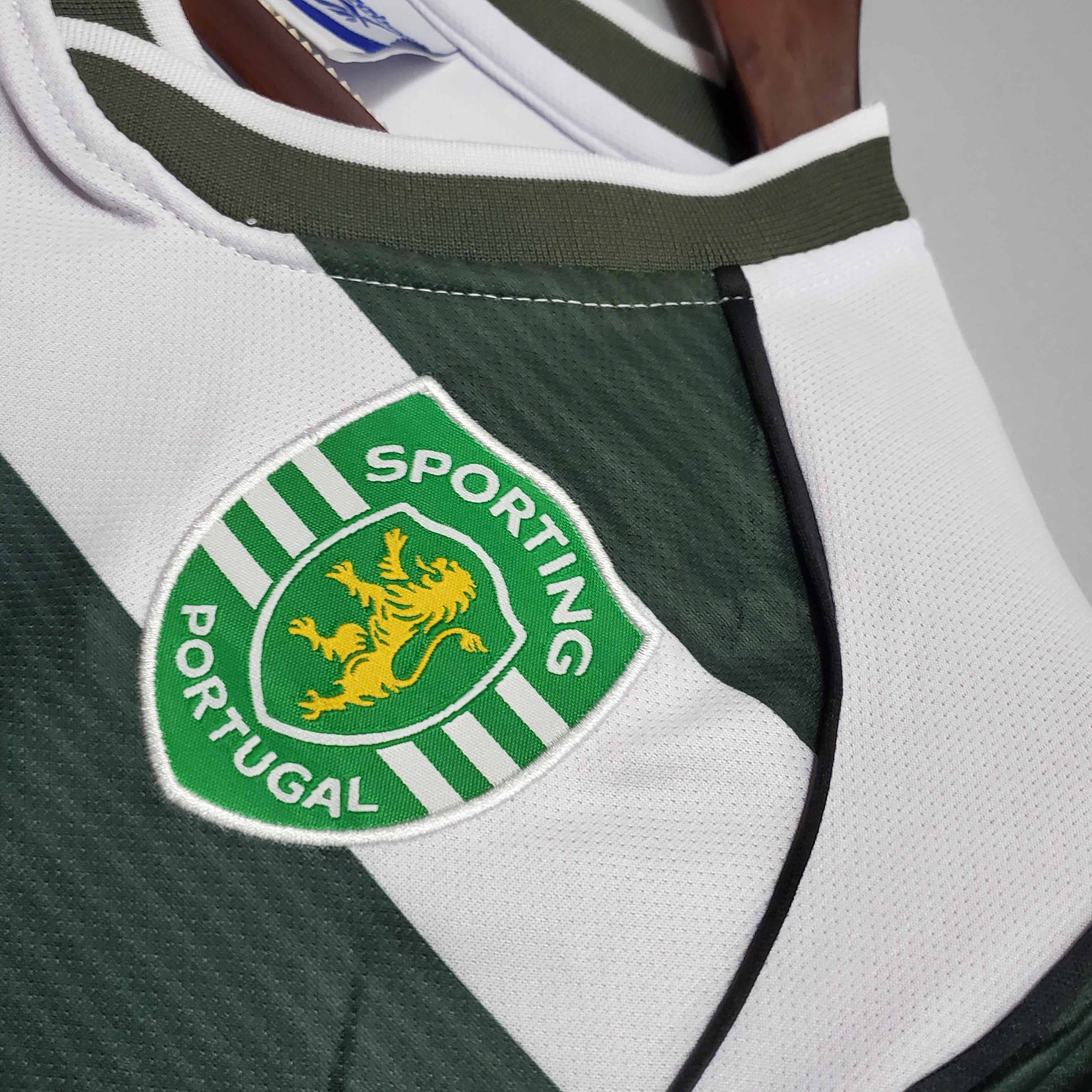 Sporting CP Retro Soccer Jersey Home Custom Shirt 2001/03