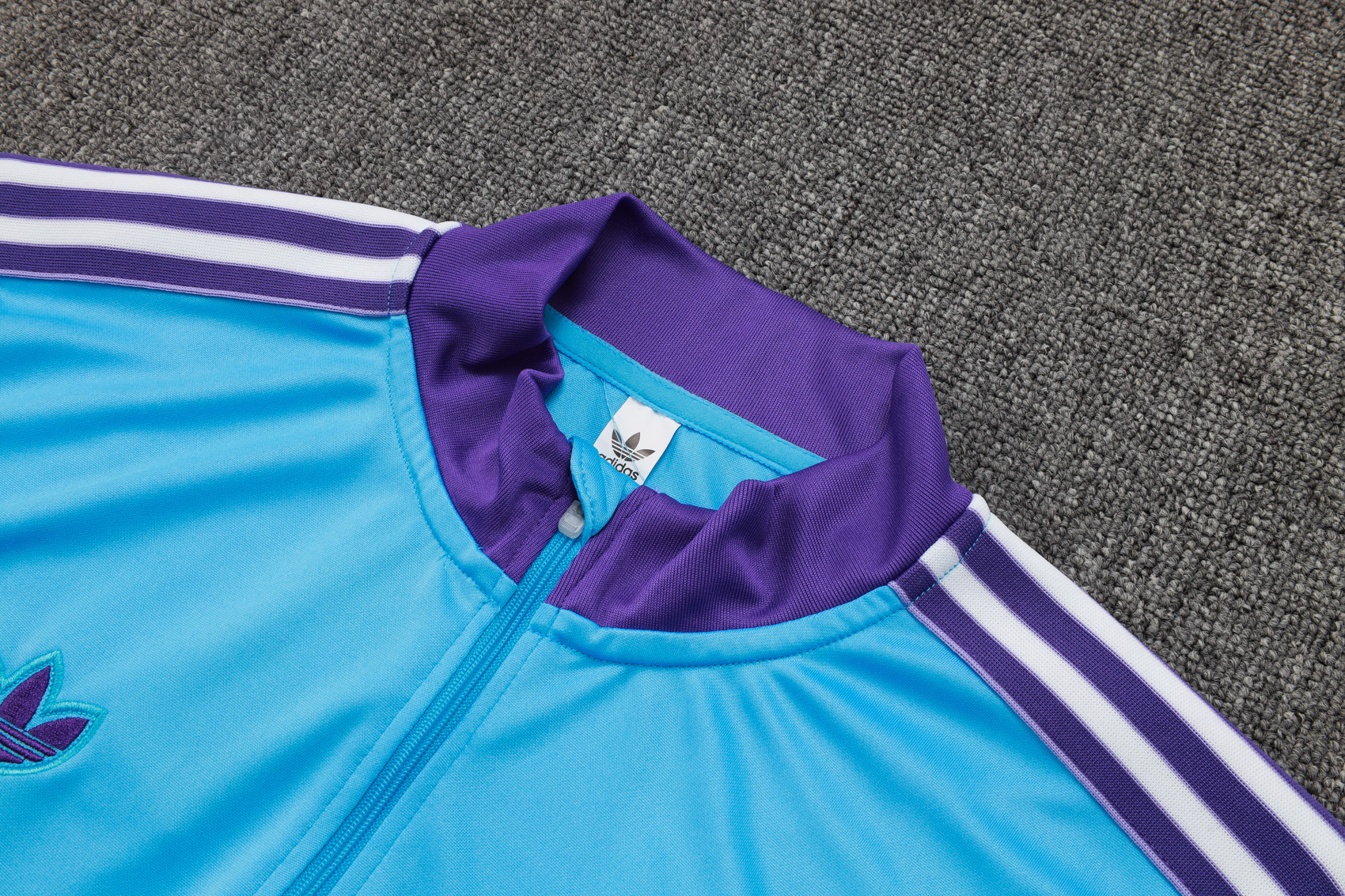 Real Madrid Training Kit (Sweatshirt+Pants) Light Blue 2025/26