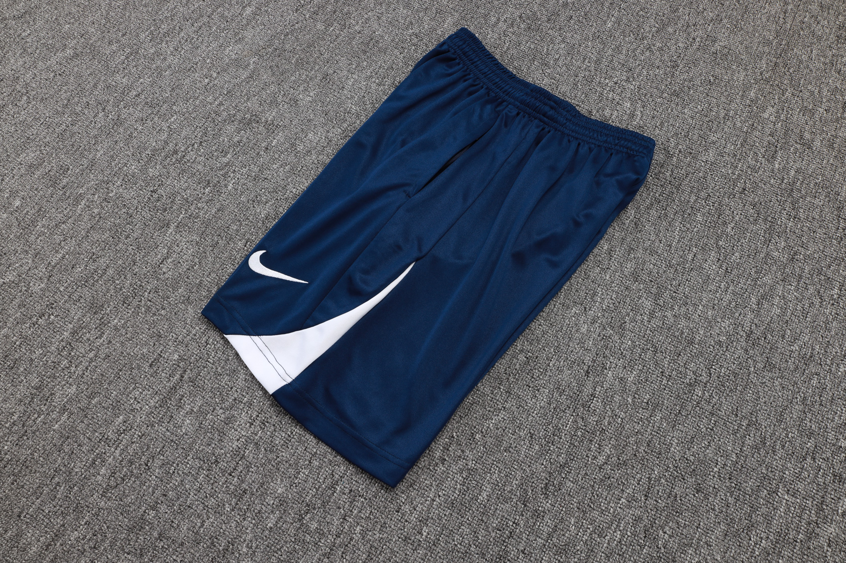 Inter Milan Sleeveless Training Kit Gray 2025/26