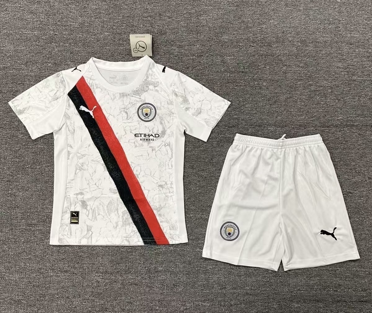 Manchester City x KidSuper Kids Kit Jersey+Shorts 2025/26
