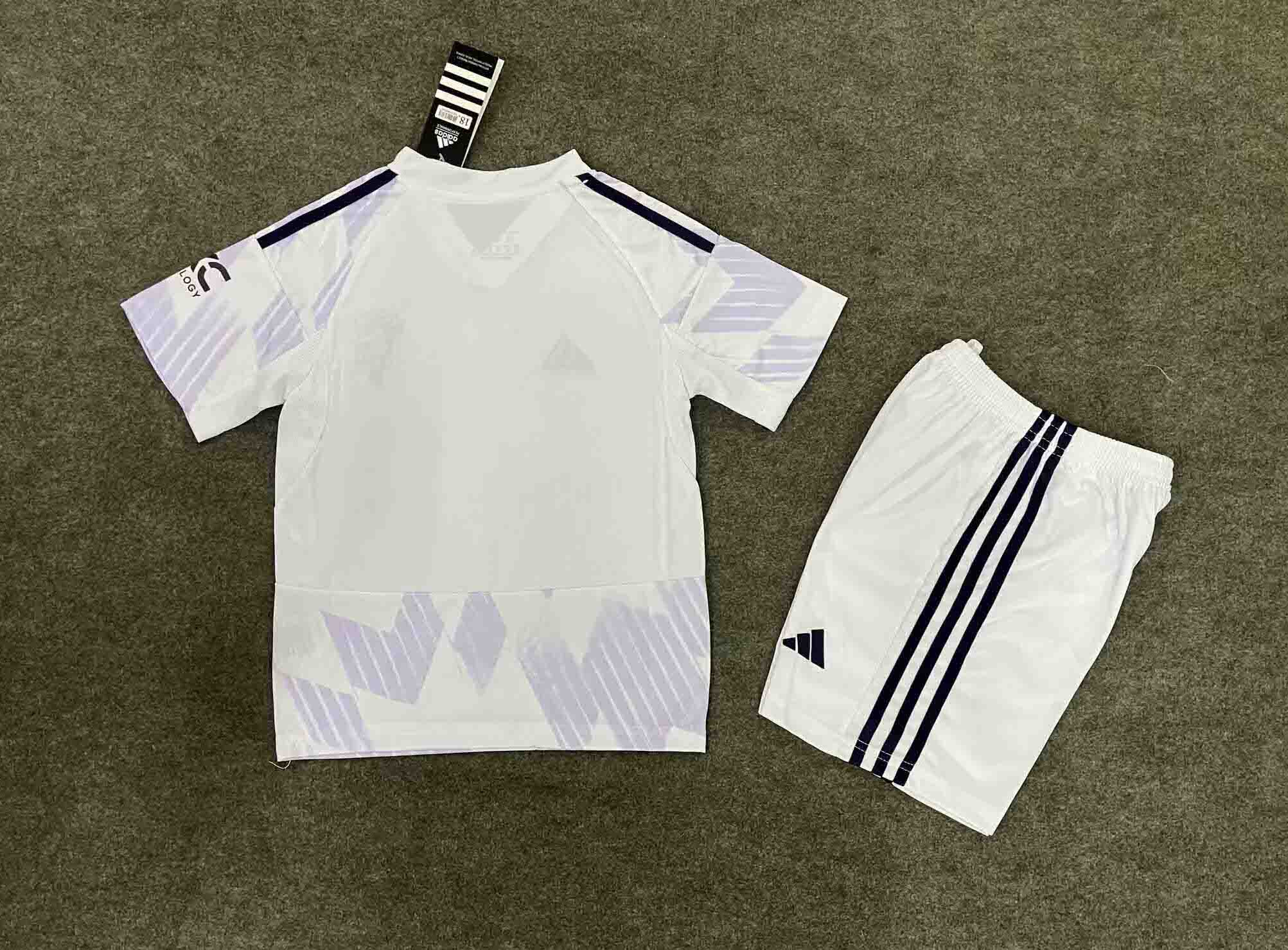 Manchester United Away Kids Kit Jersey+Shorts 2025/26