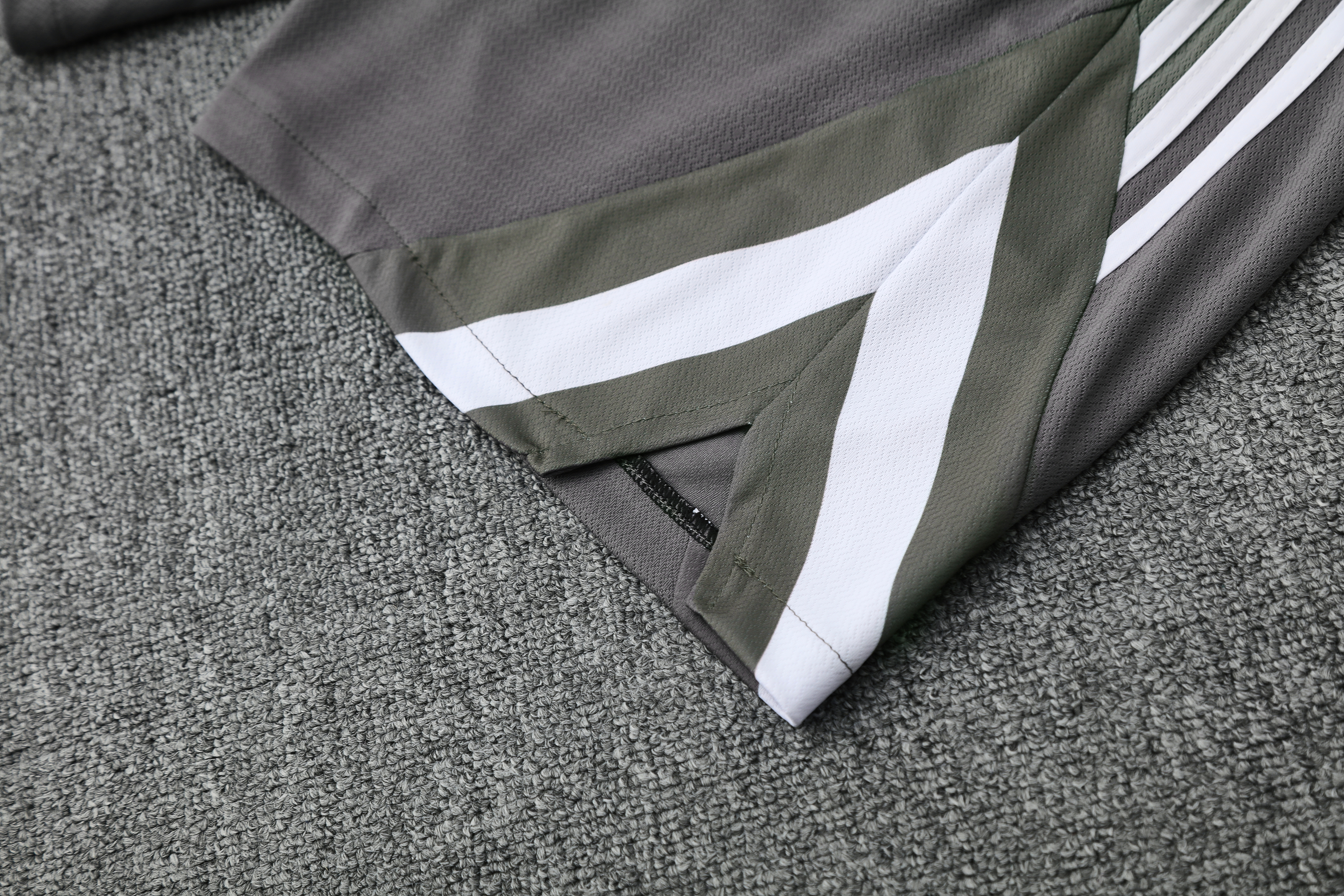 Real Madrid Training Jersey Kit White 2025/26