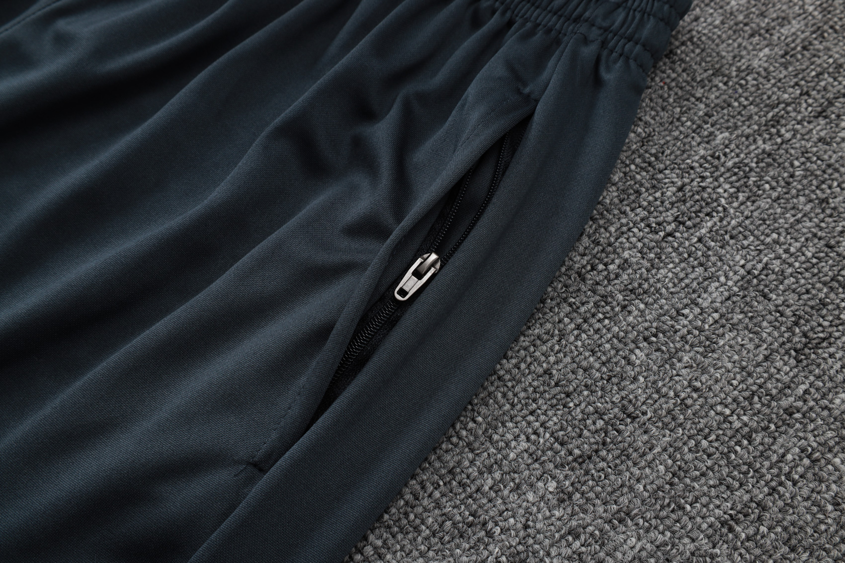 Chelsea Training Kit (Polo+Pants) Deep Grey 2025/26