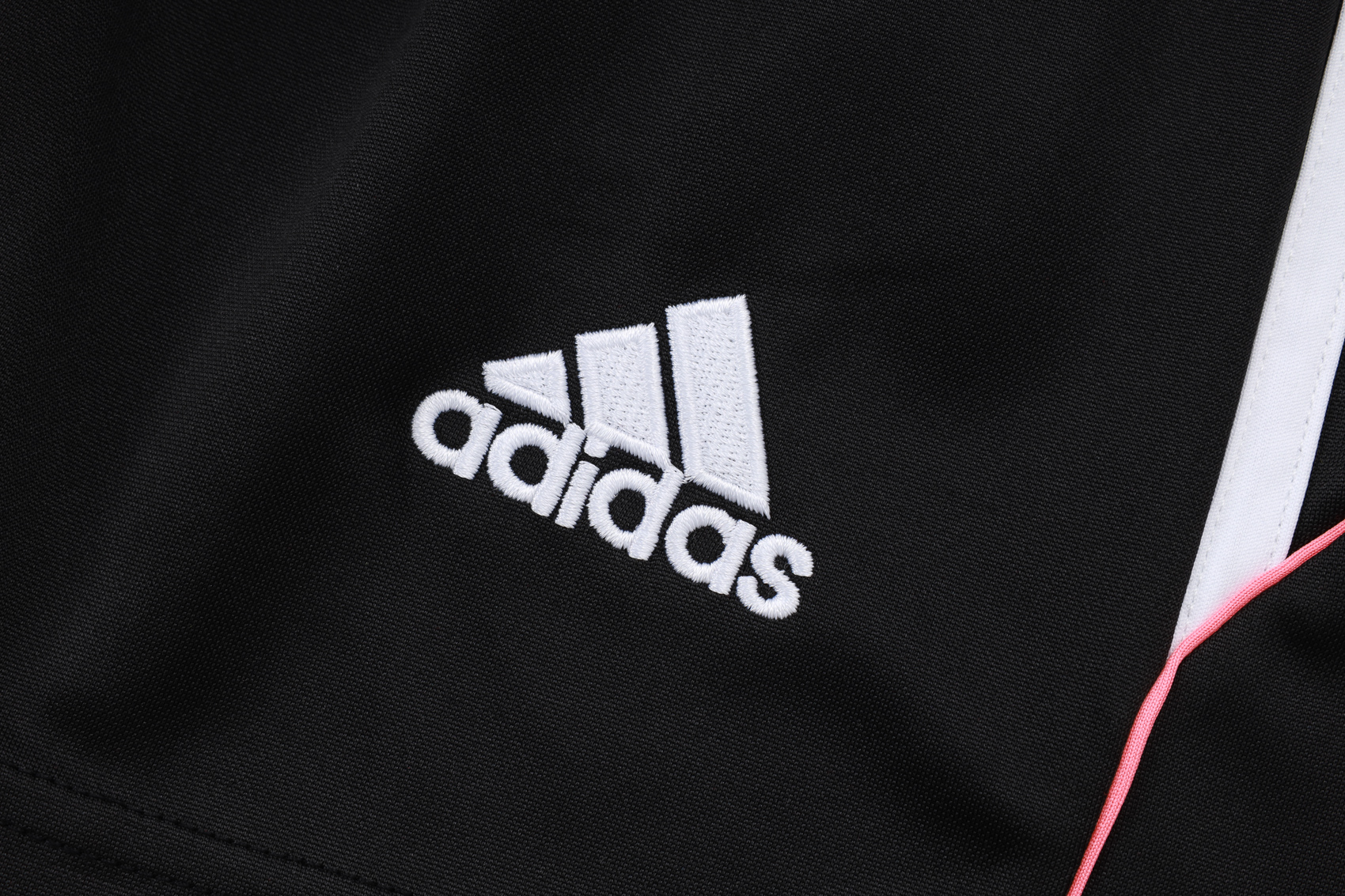 Juventus Sleeveless Training Kit White 2025/26