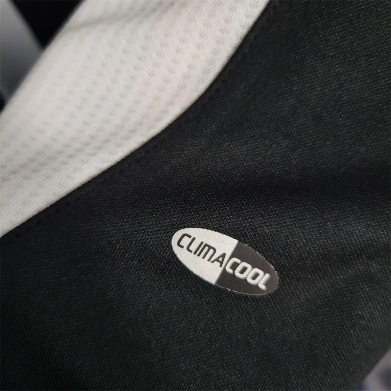 Real Madrid Retro Jersey Away Long Sleeve Custom Soccer Shirt 2006/07