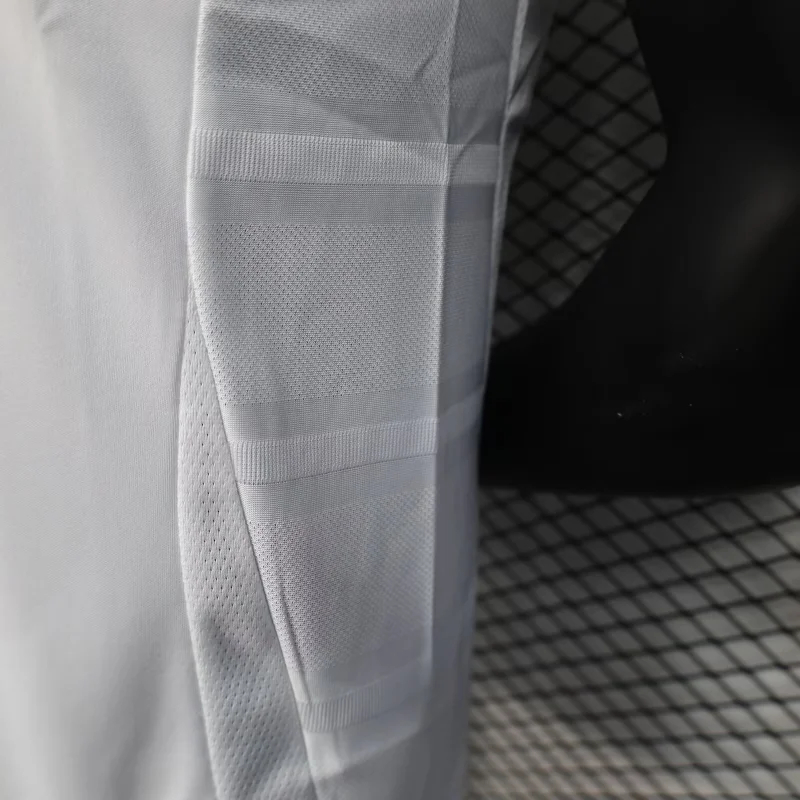 Liverpool Authentic Football Jersey Away Shirt 2025/26