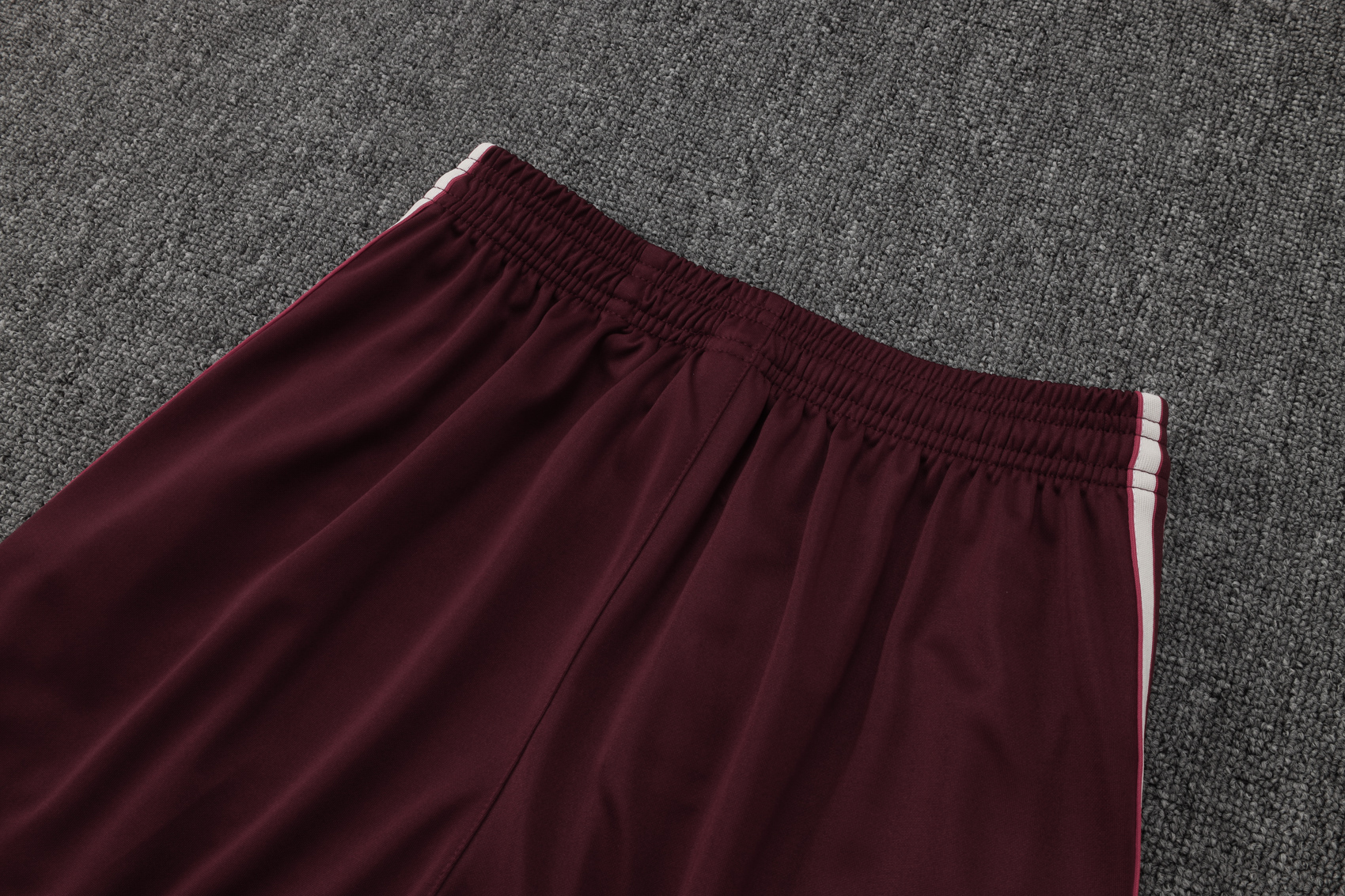 Bayern Munich Training Kit (Sweatshirt+Pants) Red 2025/26