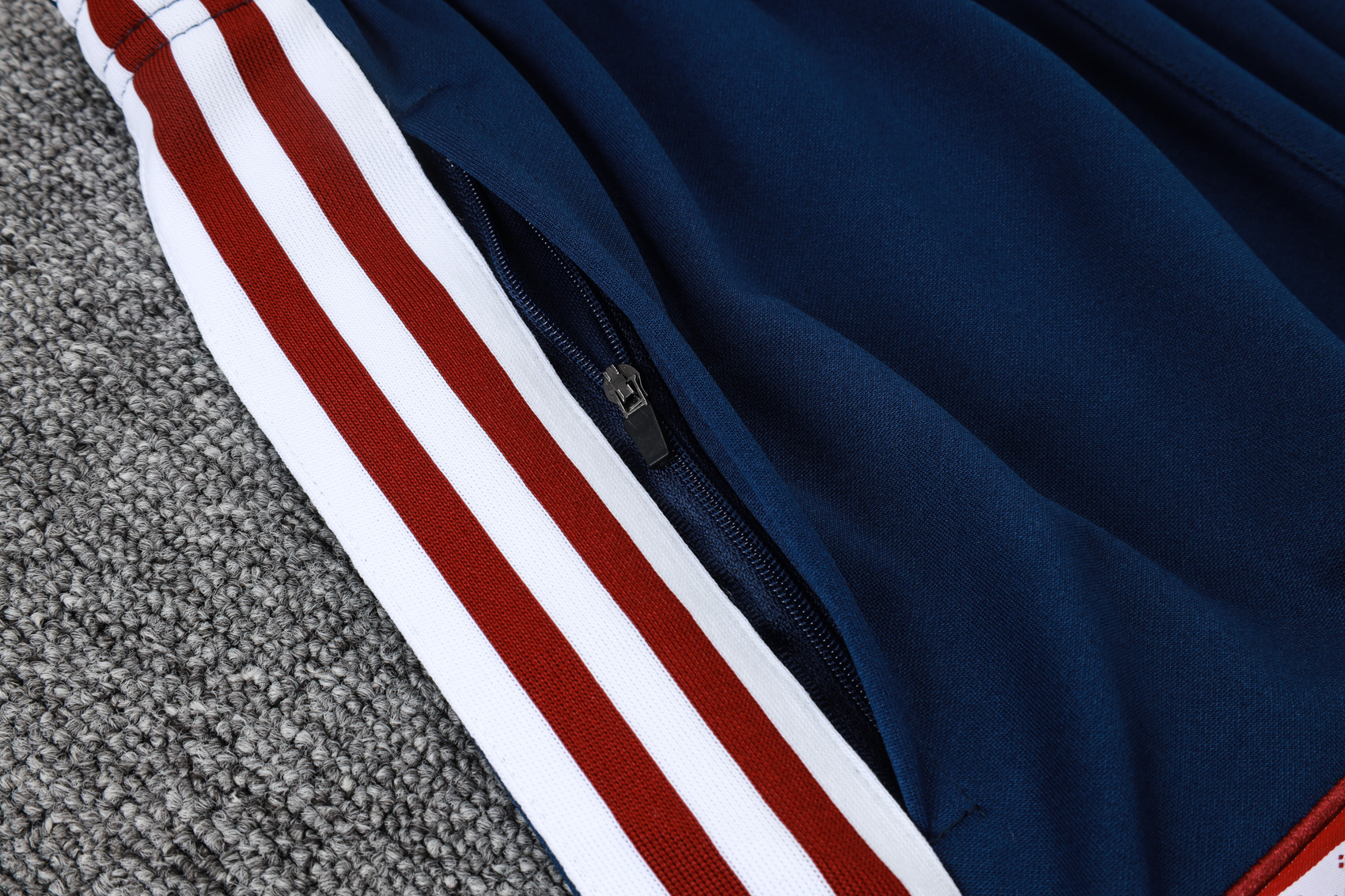 Arsenal Training Kit (Sweatshirt+Pants) Red 2025/26