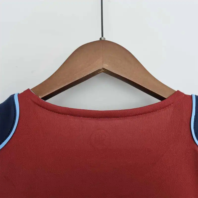 Atletico Madrid Retro Soccer Jersey Away Shirt 2004/05