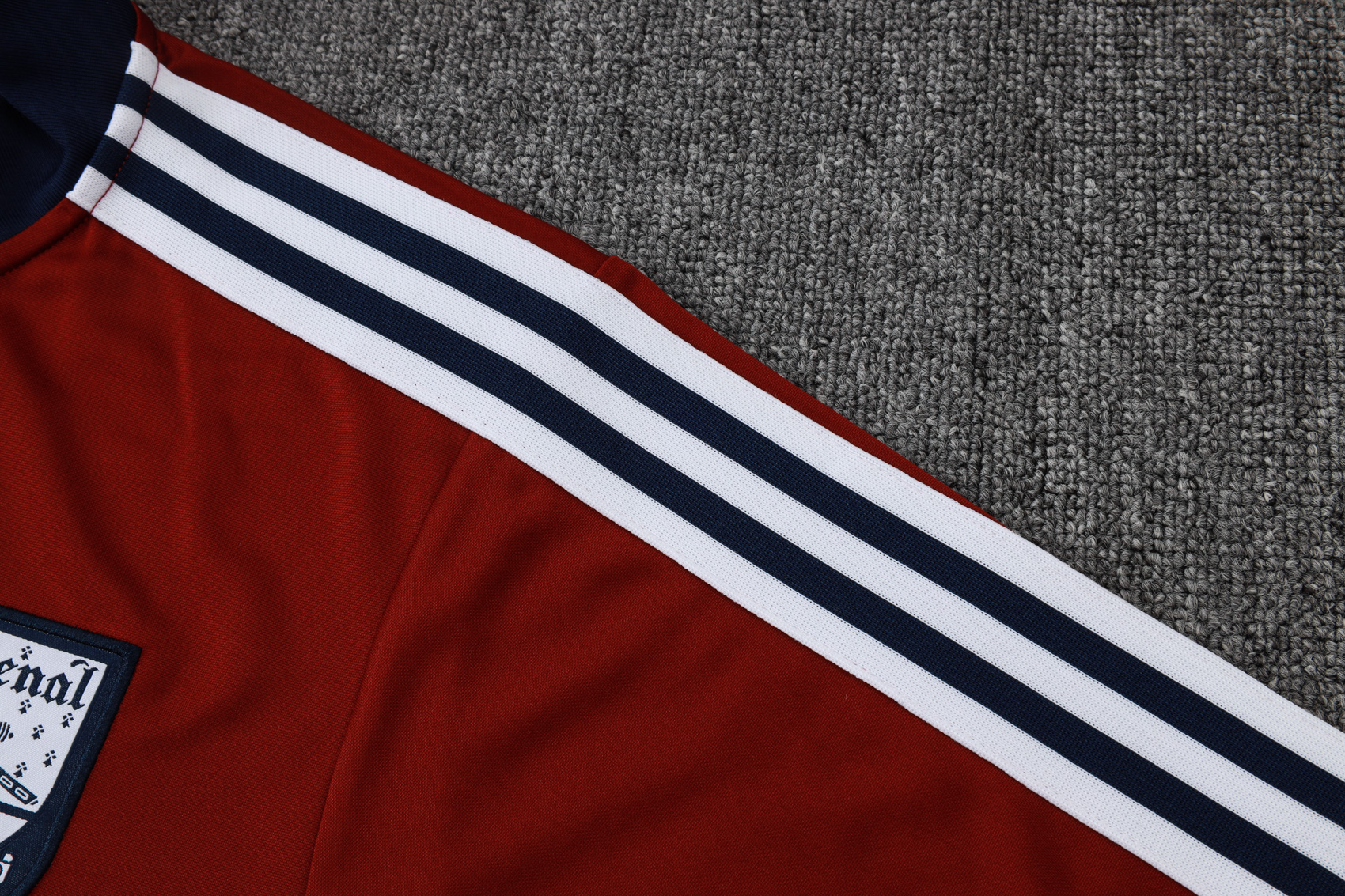 Arsenal Training Kit (Sweatshirt+Pants) Red 2025/26