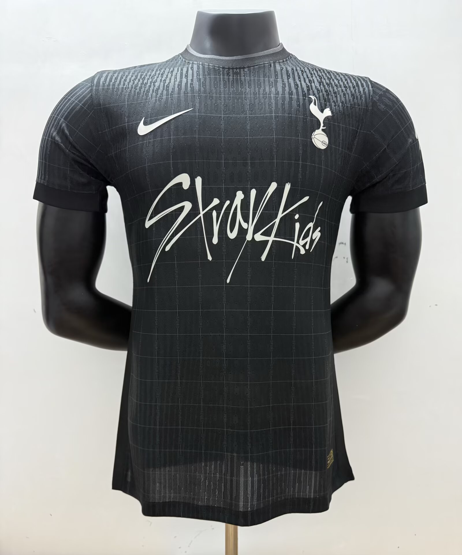 Tottenham Hotspur Authentic Football Jersey THFC x Stray Kids Special Edition Shirt 2025/26