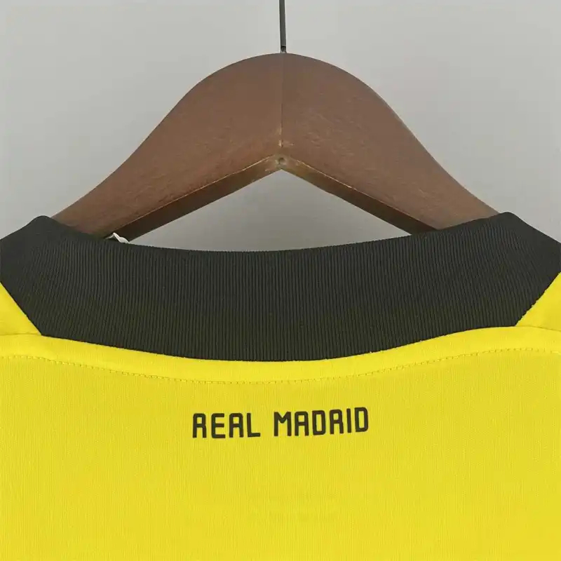 Real Madrid Retro Jersey Away Goalkeeper Yellow Soccer Custom Shirt 2011/12