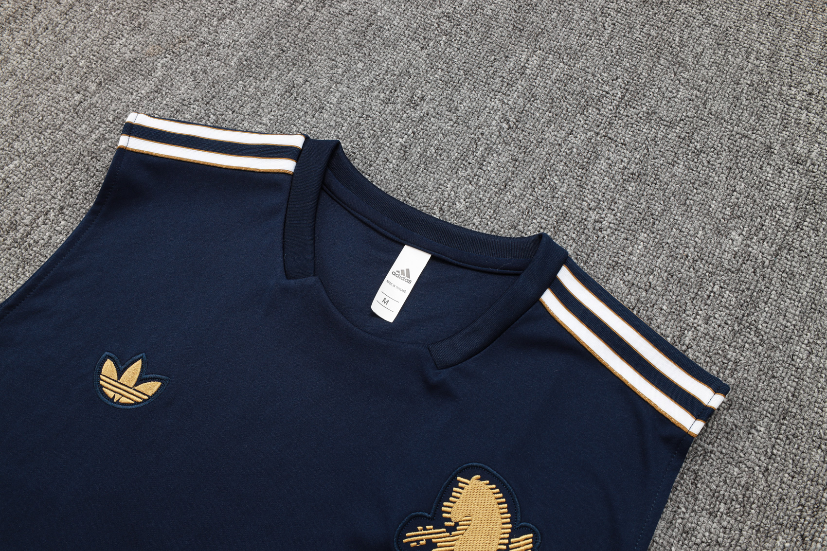 Juventus Sleeveless Training Kit 2025/26