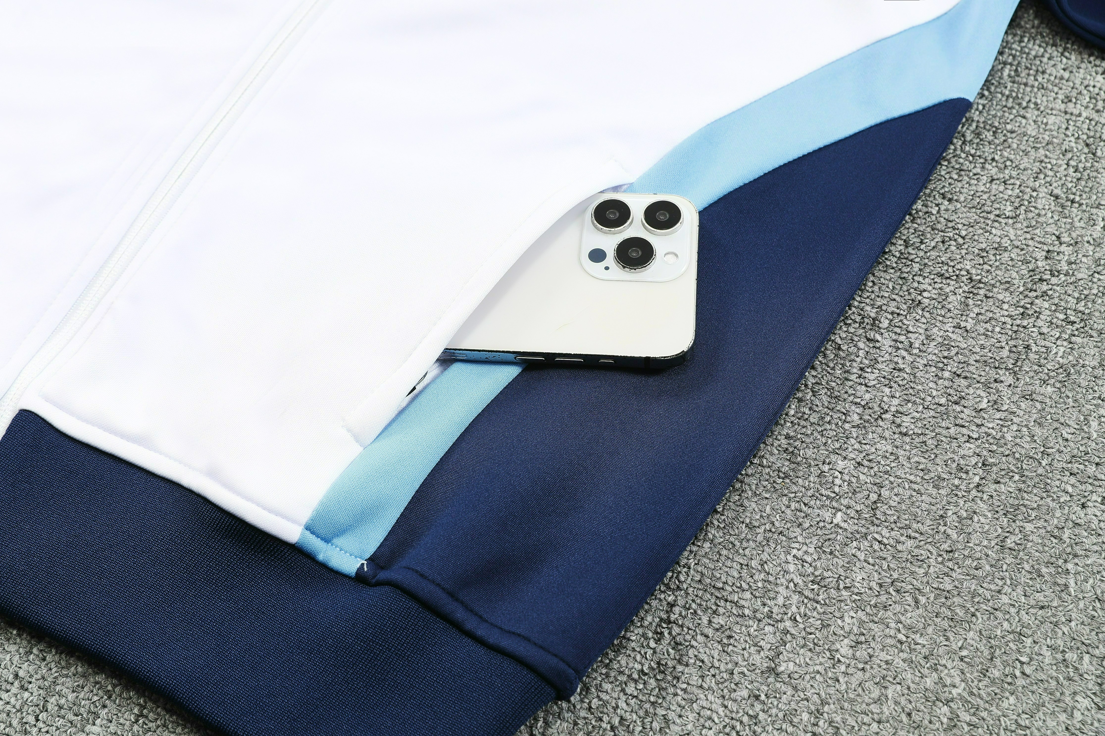 Real Madrid Retro Training Kit (Jacket+Pants) 2025/26