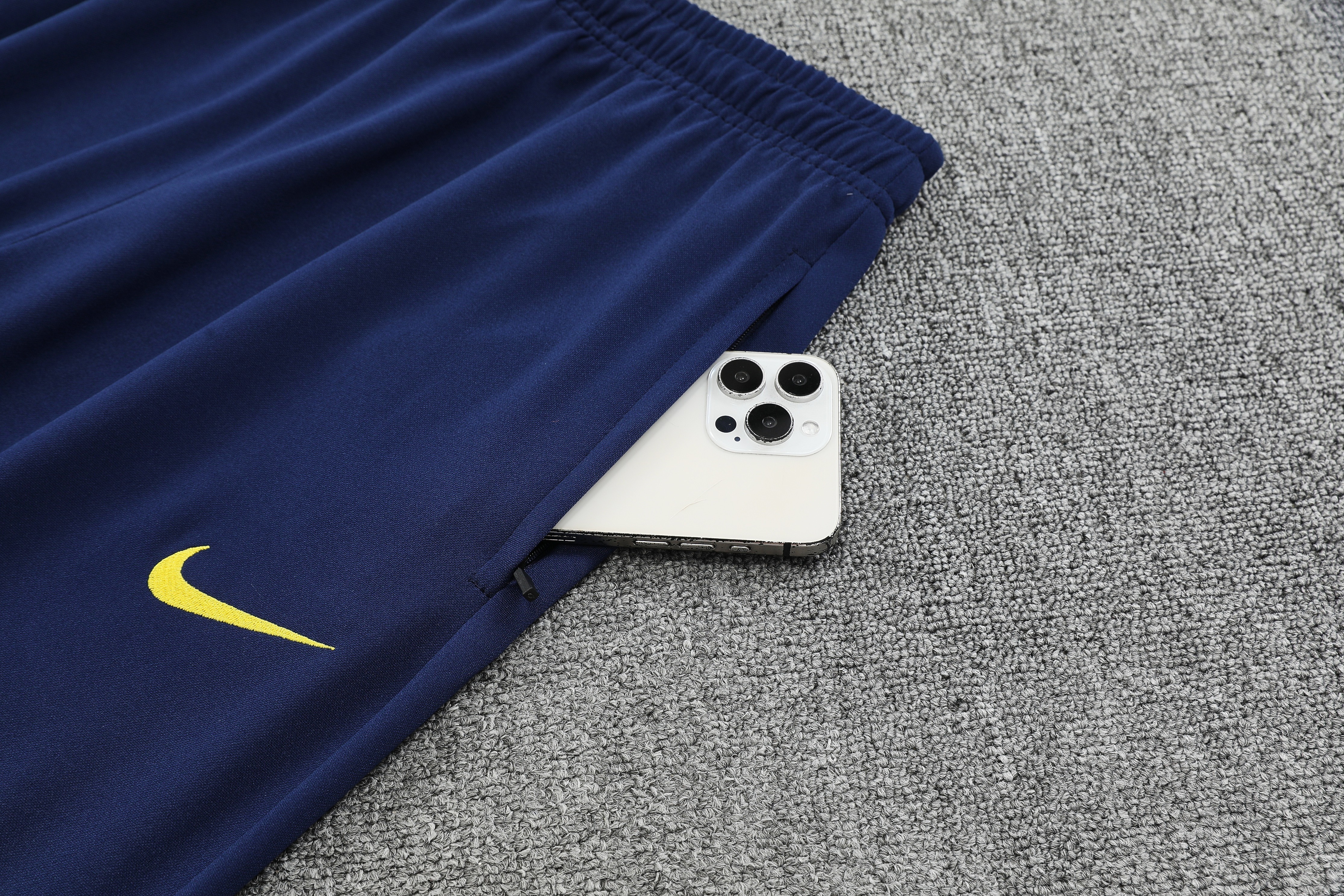 Atletico Madrid Authentic Training Kit (Sweatshirt+Pants) 2025/26 - Player Version