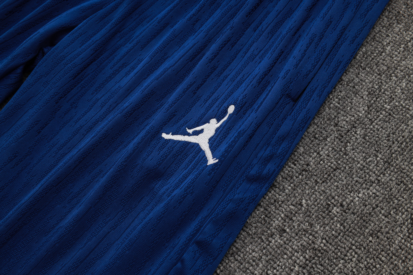 PSG Authentic Training Kit (Sweatshirt+Pants) Red 2025/26 - Player Version