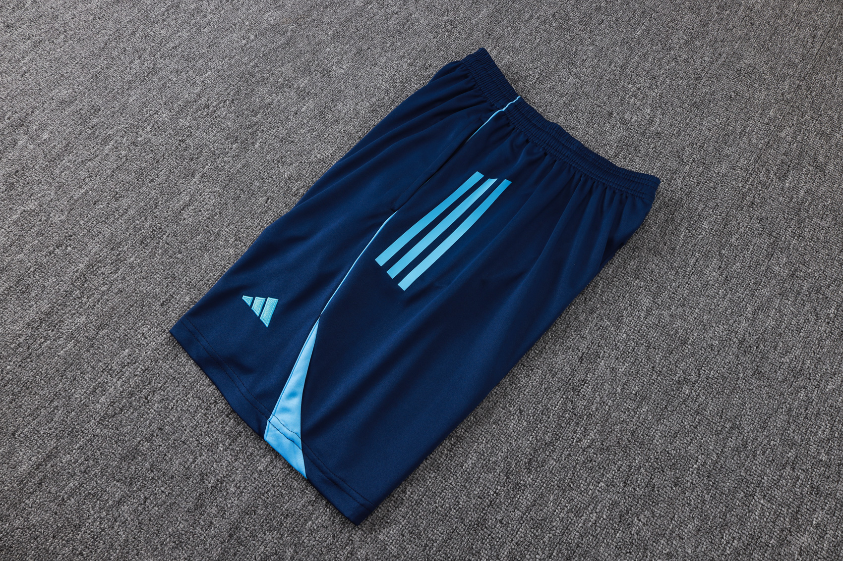 Arsenal Sleeveless Training Kit Blue 2025/26