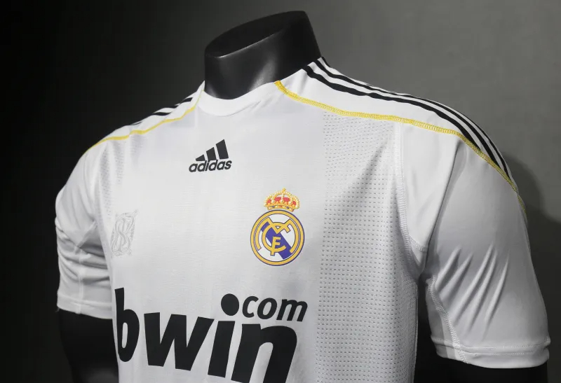 Real Madrid Authentic Retro Jersey Home Soccer Shirt 2009/10